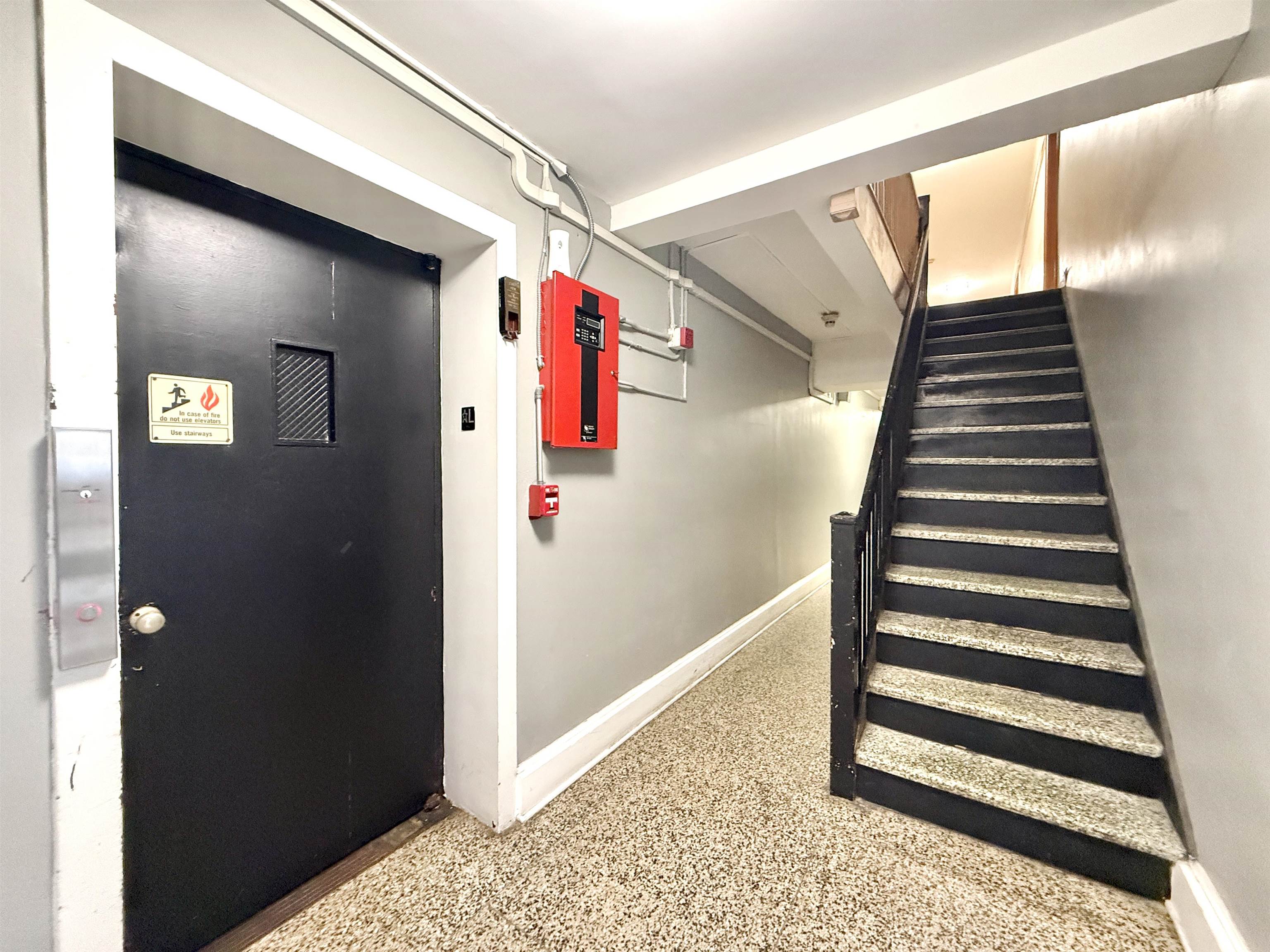 165 VROOM ST Unit: 5E