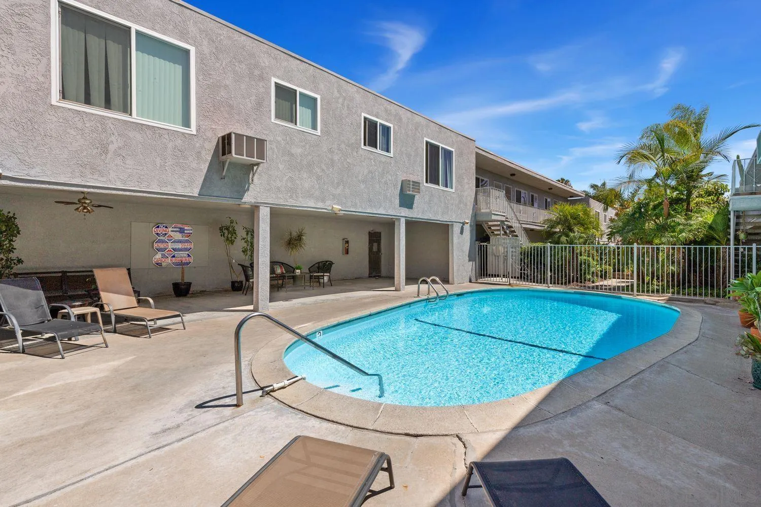 4451 35th St Unit 6