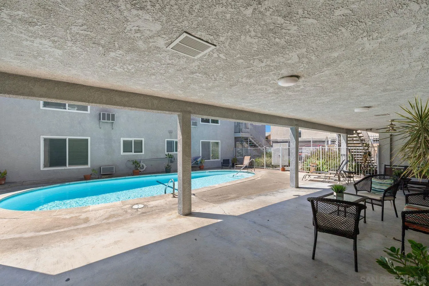 4451 35th St Unit 6