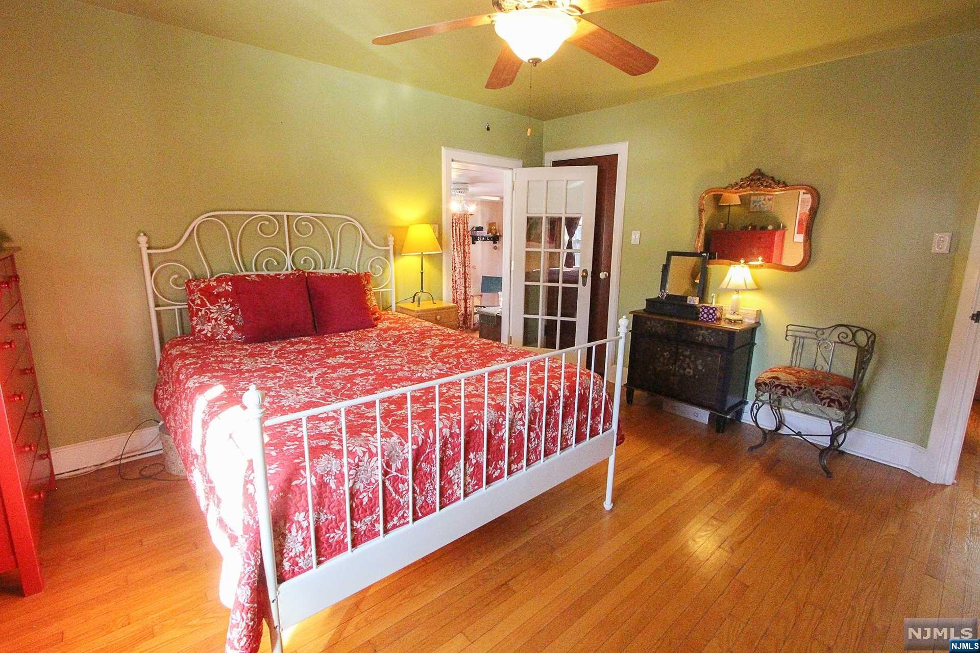 29 Oakridge Road