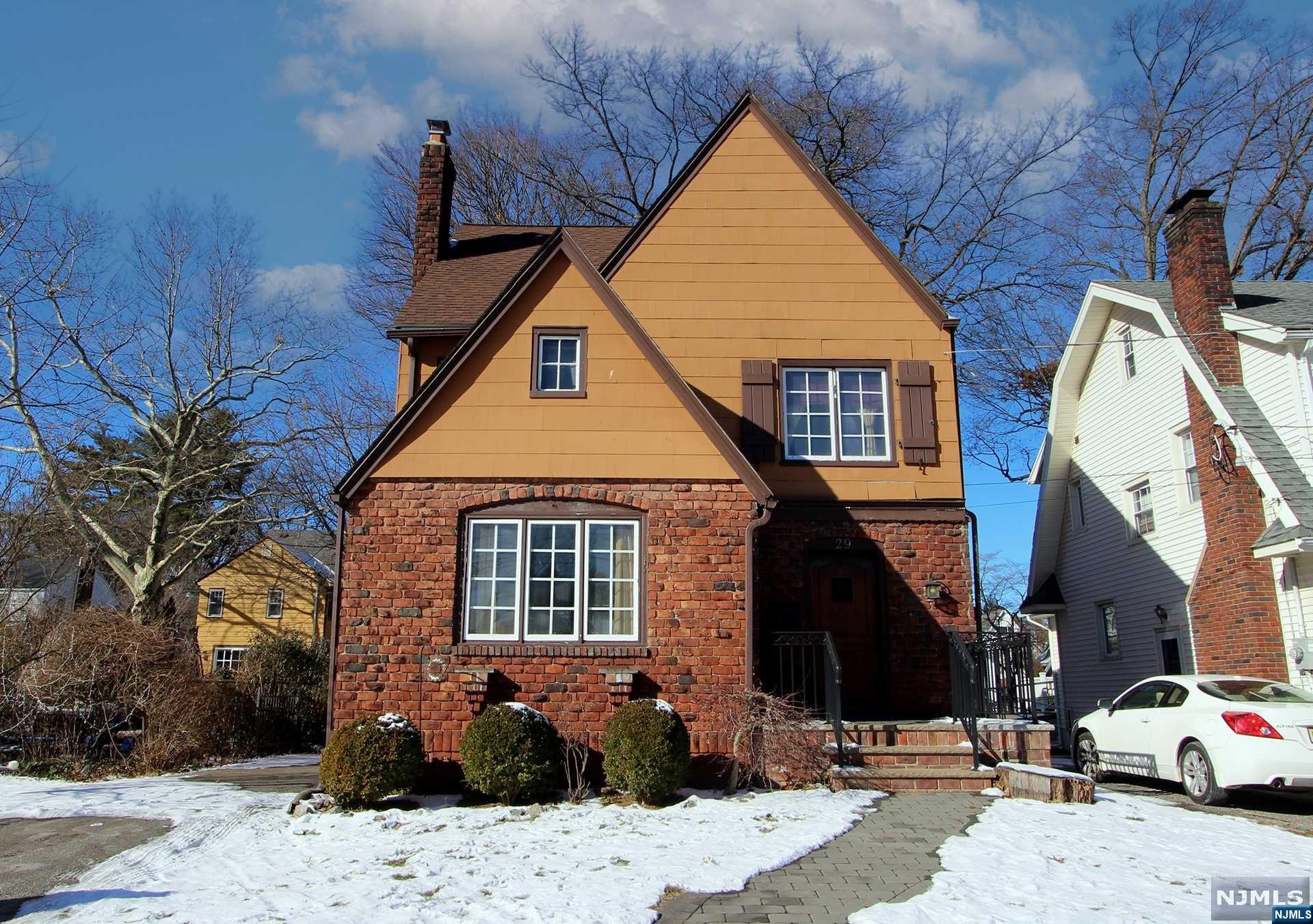 29 Oakridge Road