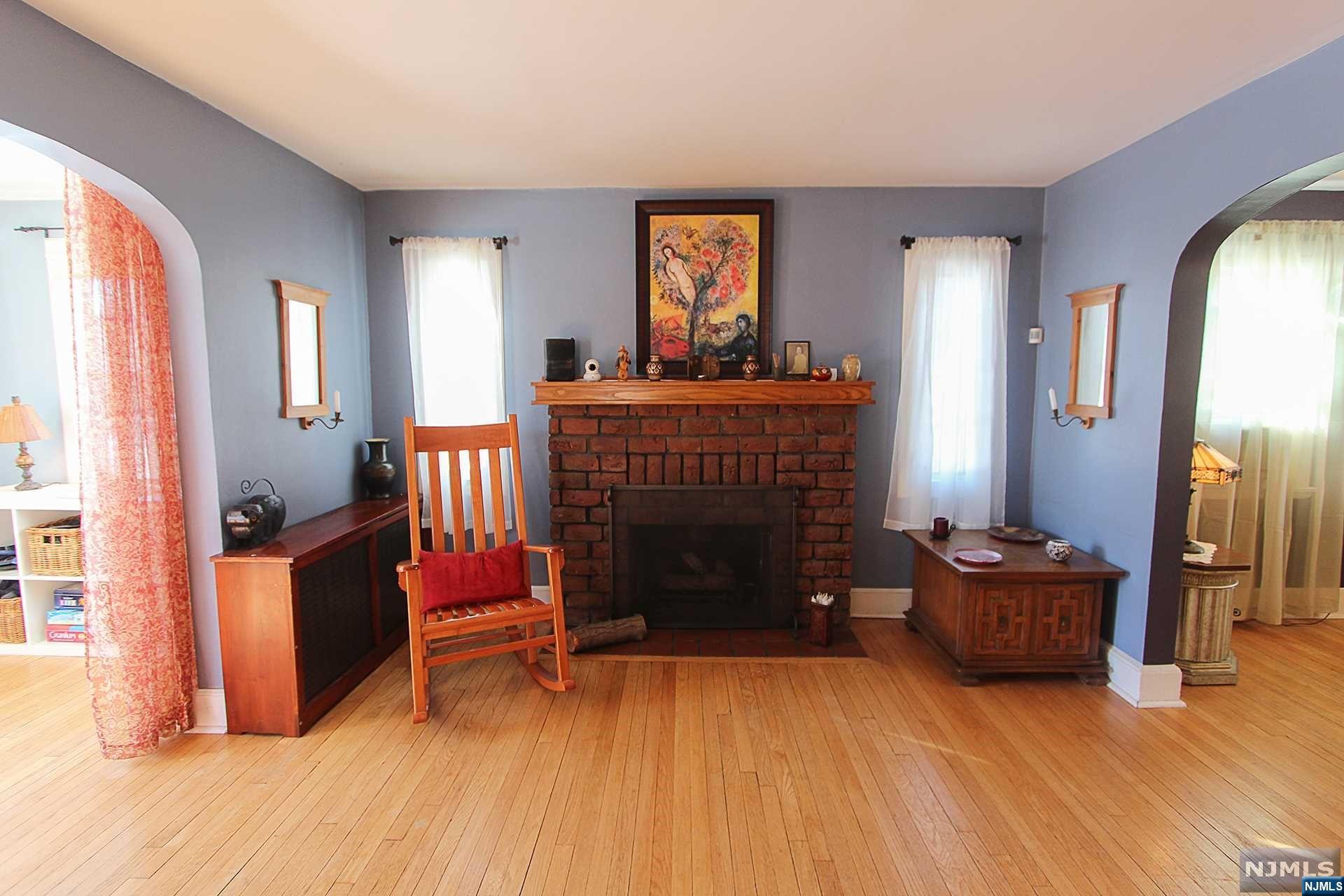 29 Oakridge Road