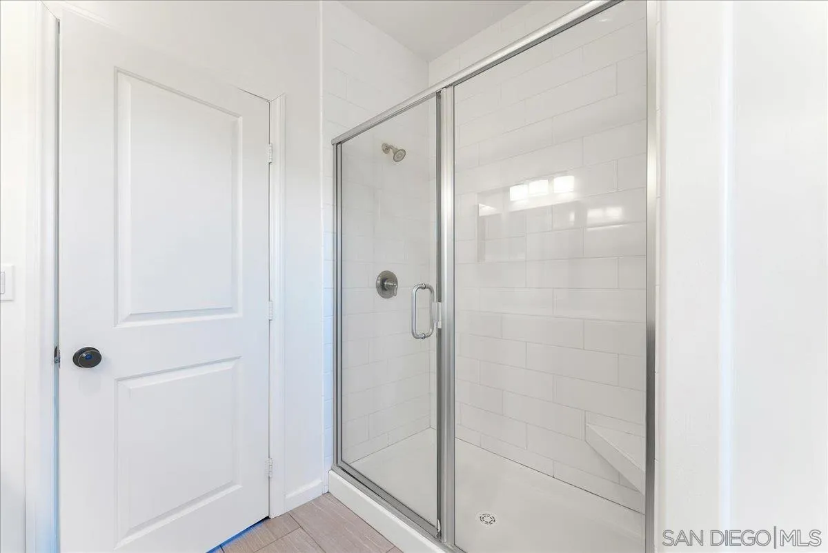 230 West Noakes Streets