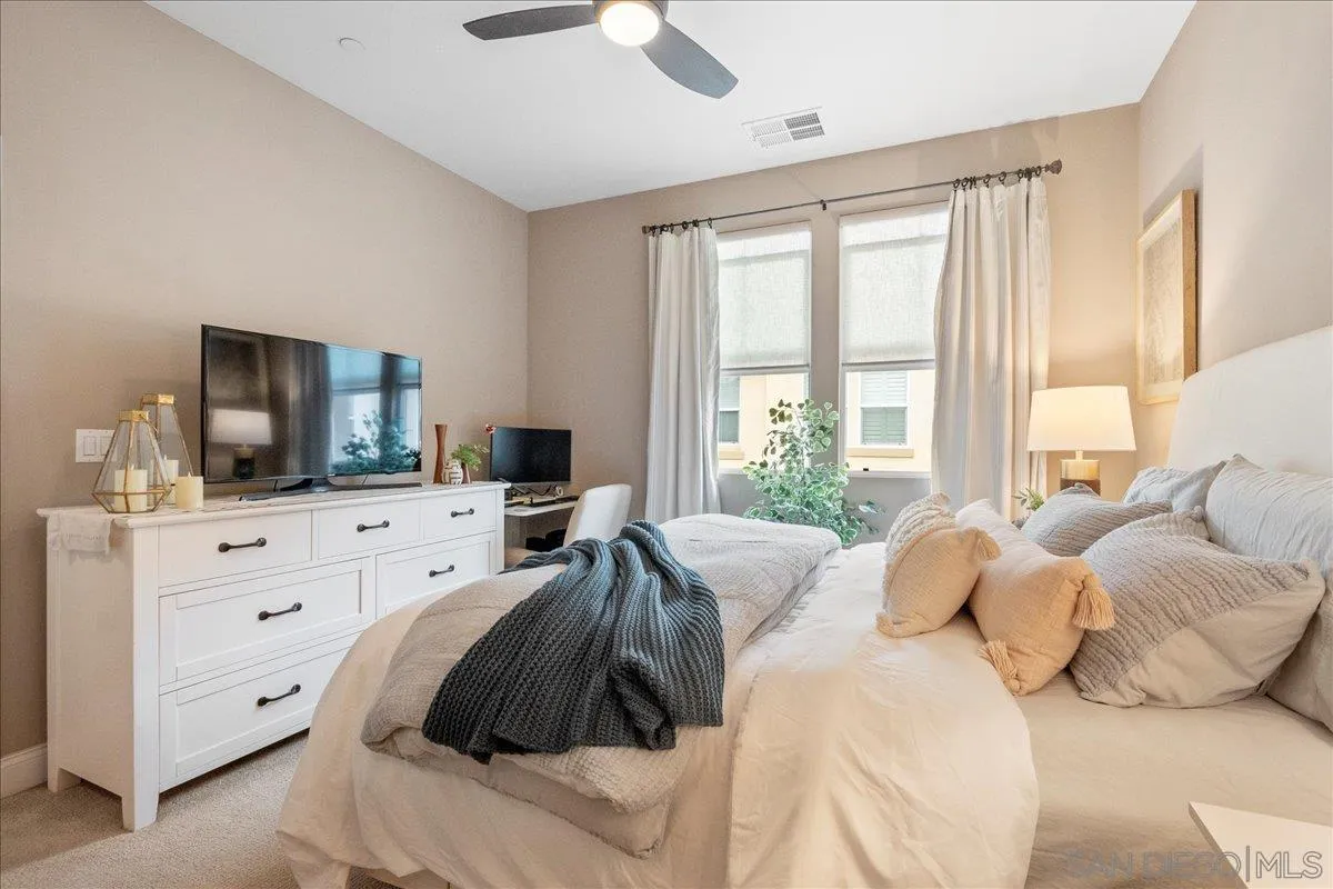 1641 Waterlily Way