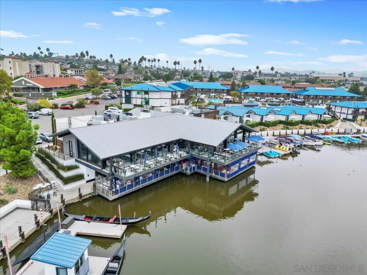 1641 Waterlily Way