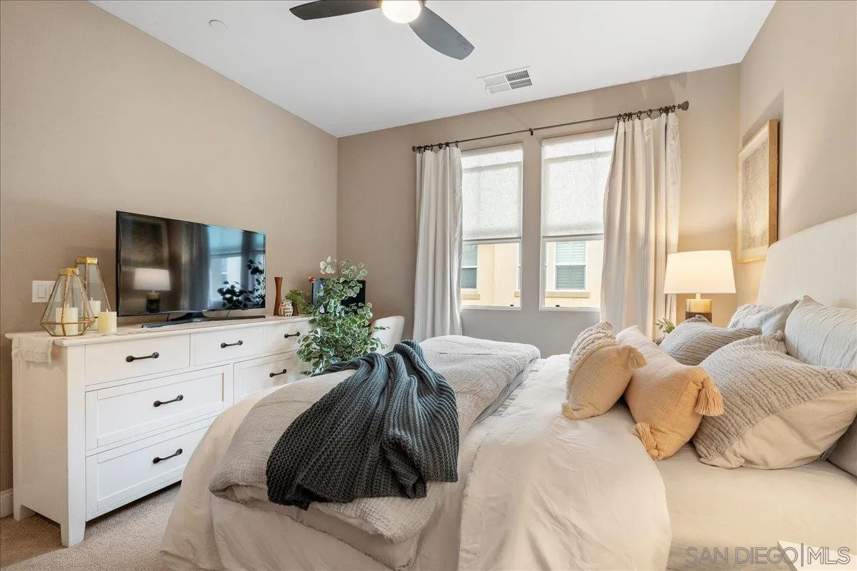 1641 Waterlily Way