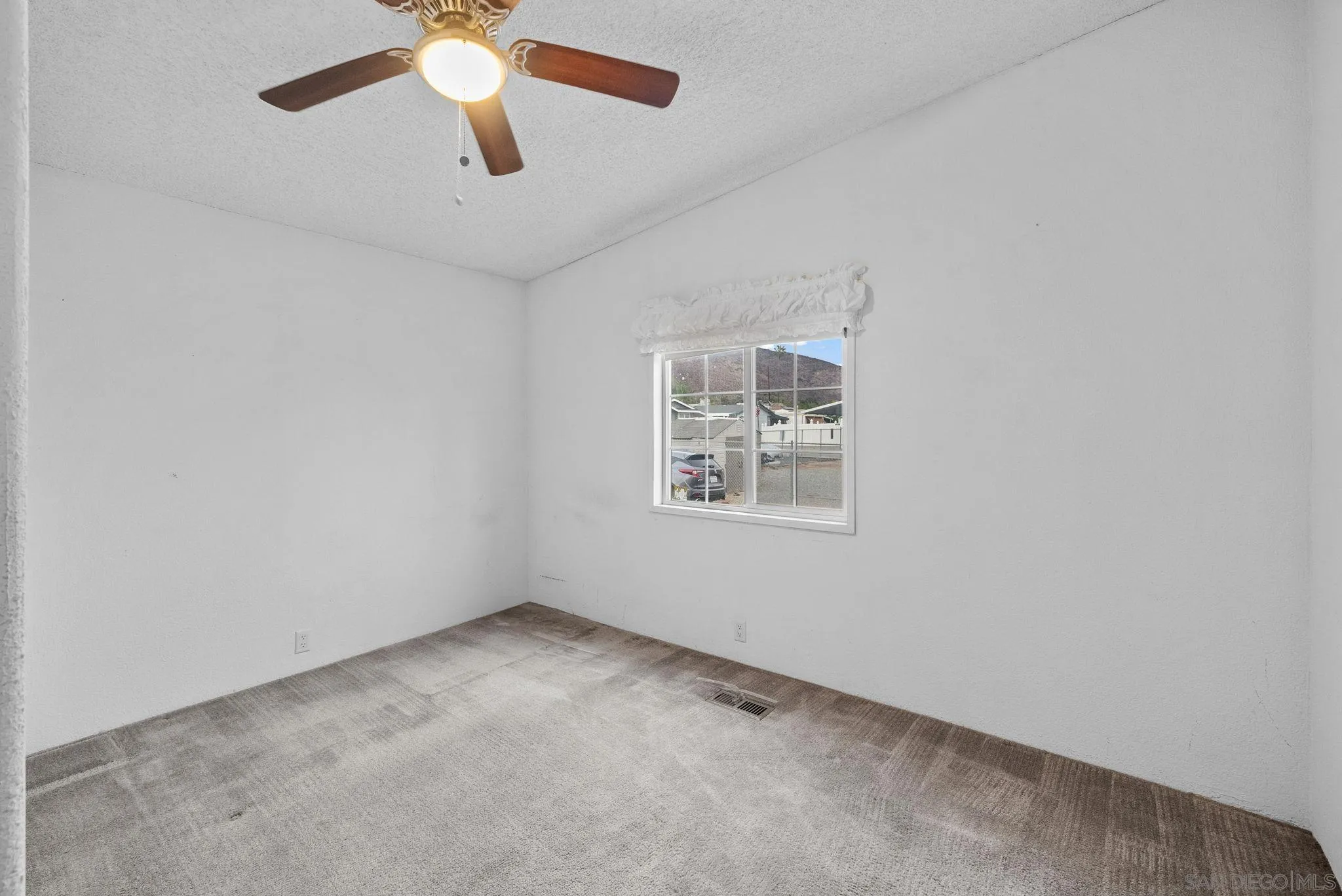 450 E Bradley Unit 41