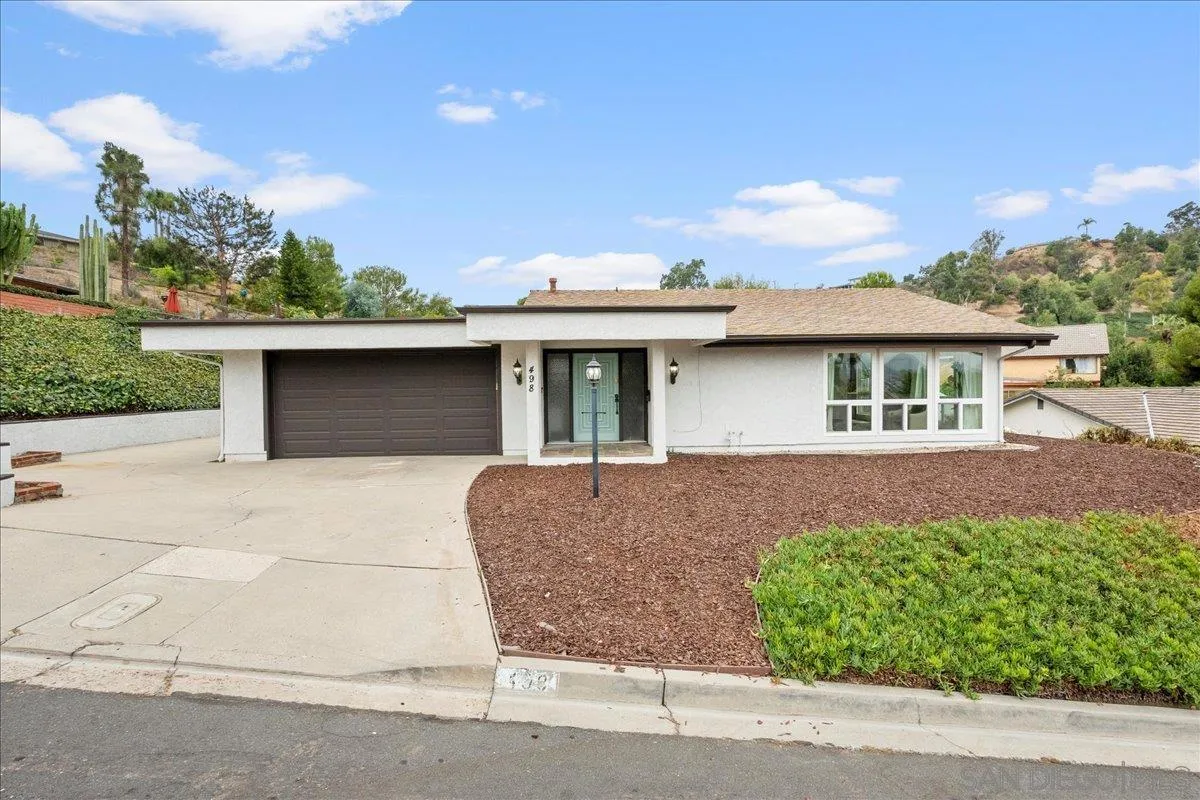 498 Hills Lane Dr