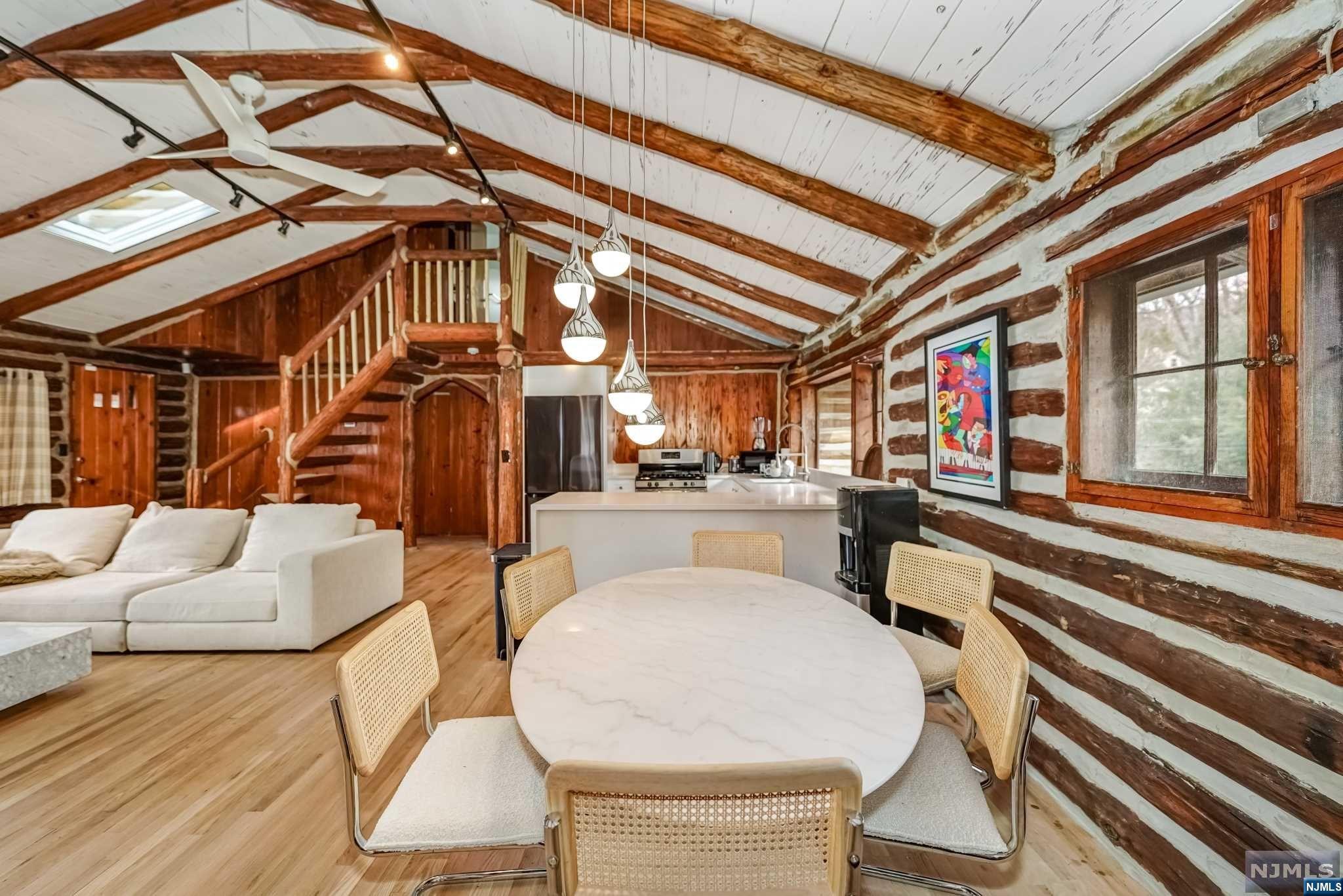 111 Woods Road