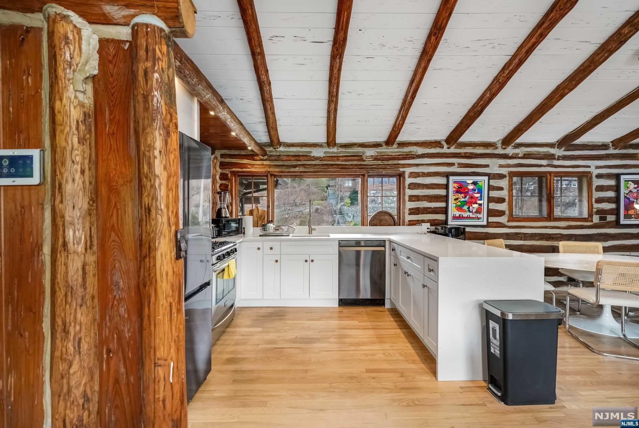 111 Woods Road