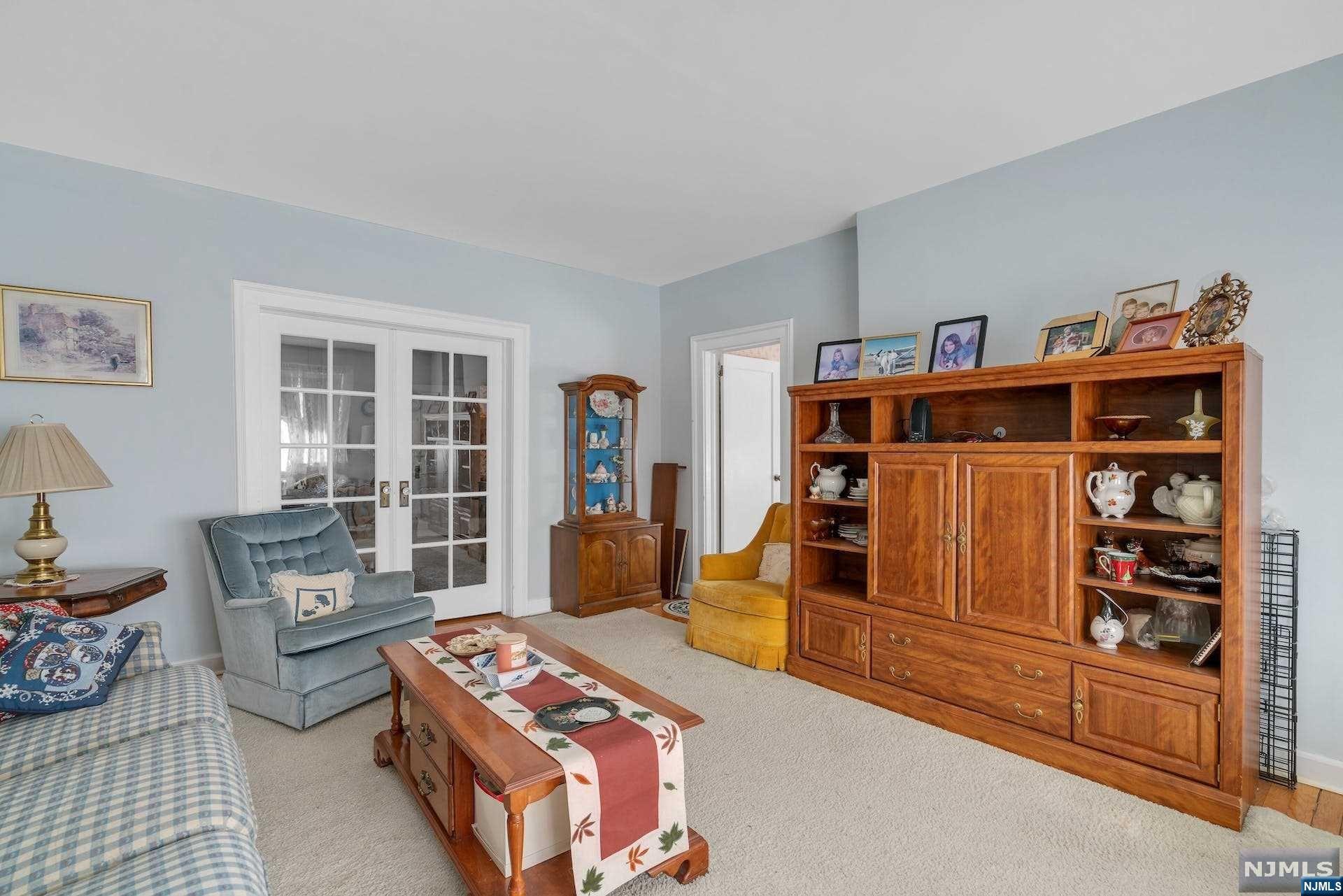 119 Hardenburgh Avenue