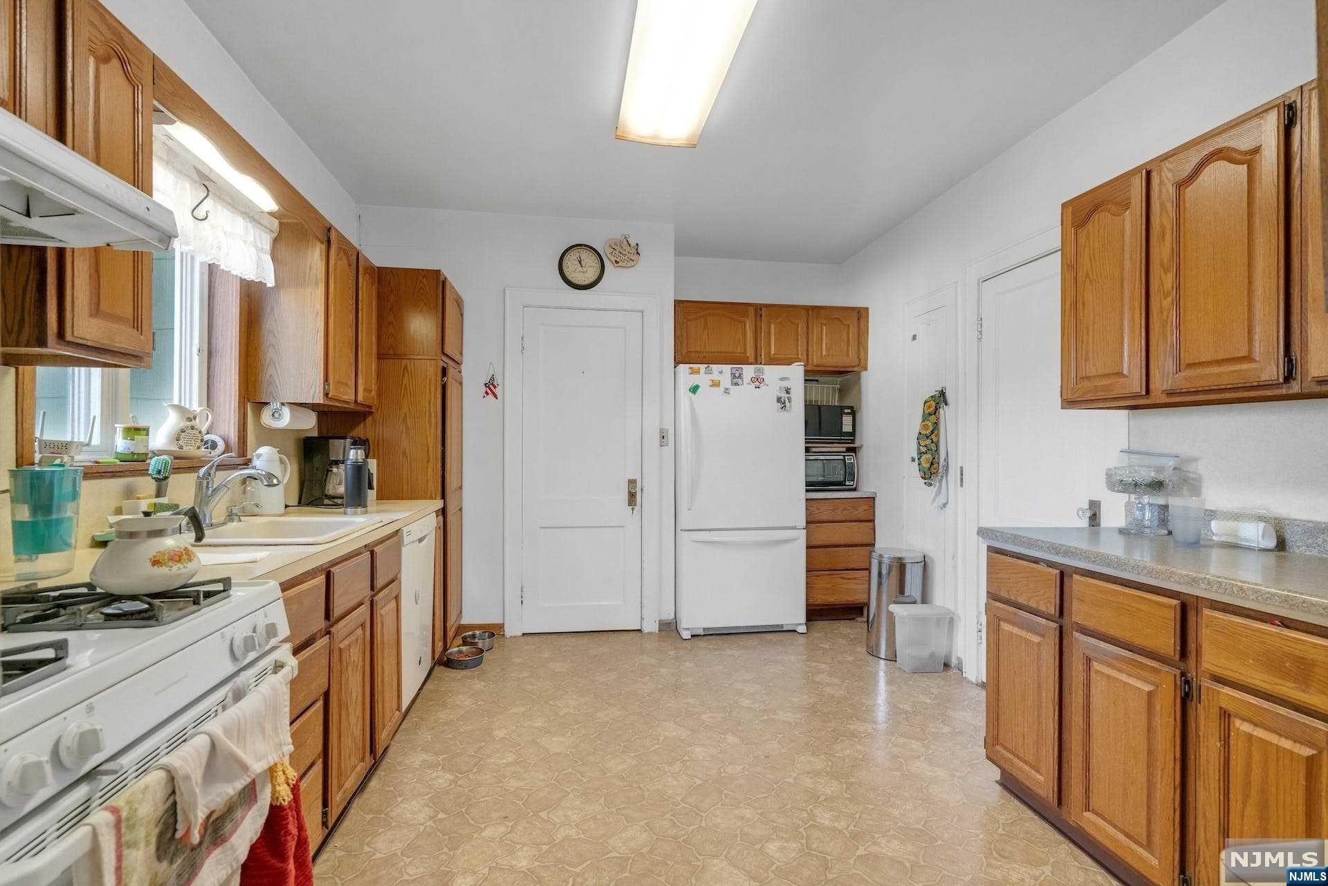 119 Hardenburgh Avenue