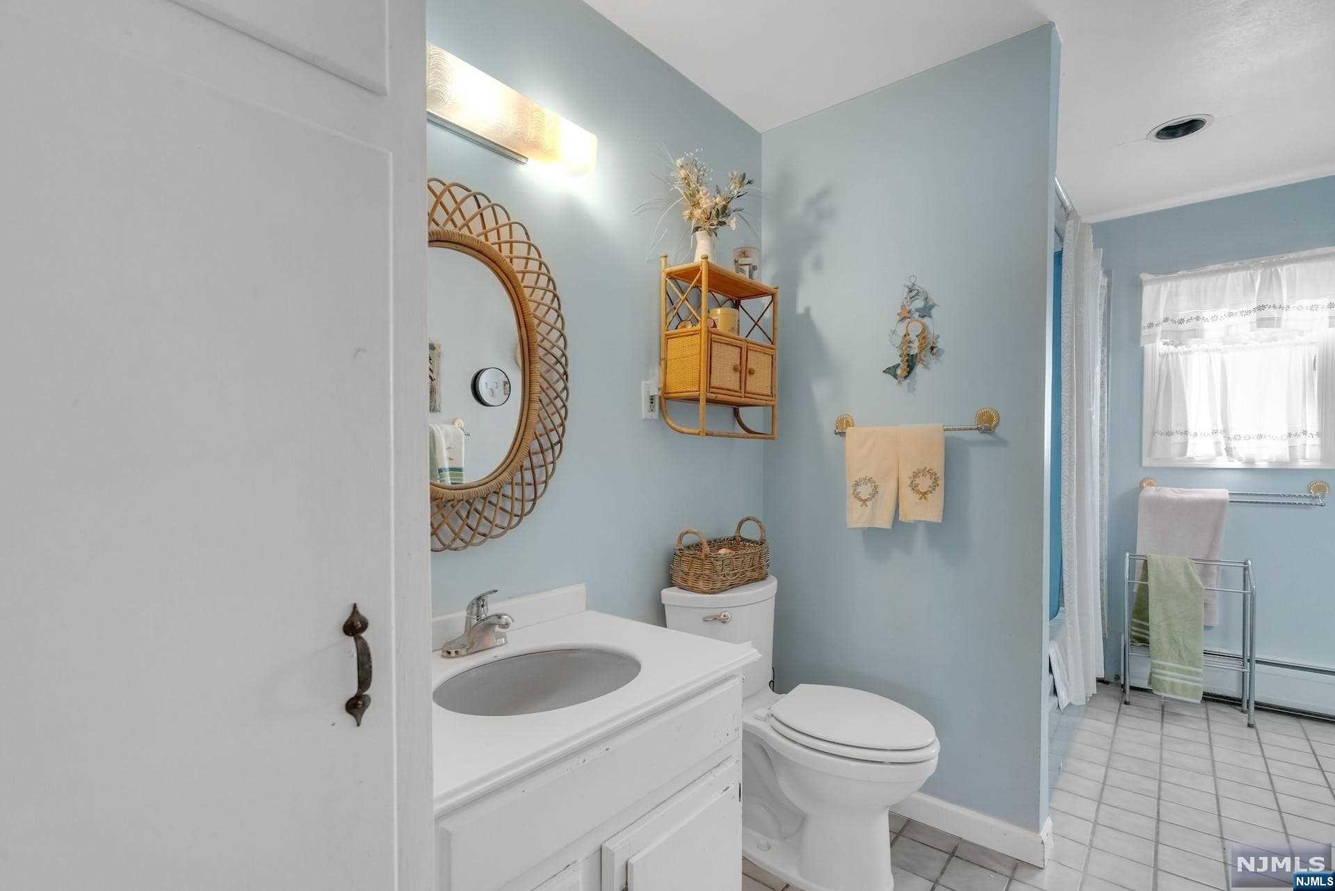 119 Hardenburgh Avenue