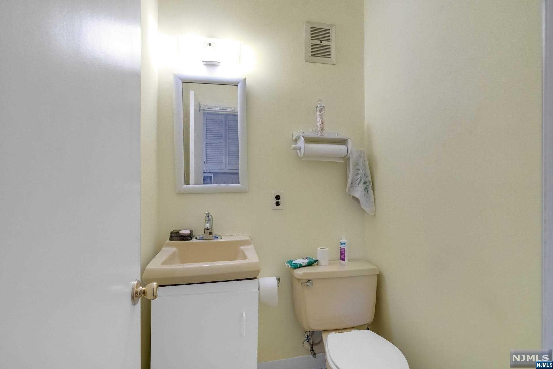 119 Hardenburgh Avenue