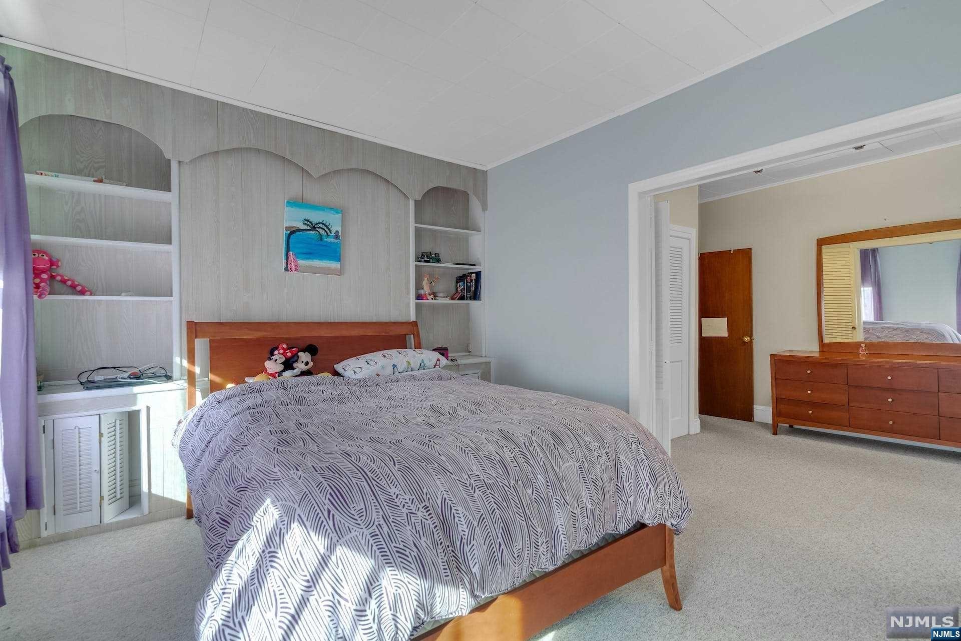 119 Hardenburgh Avenue