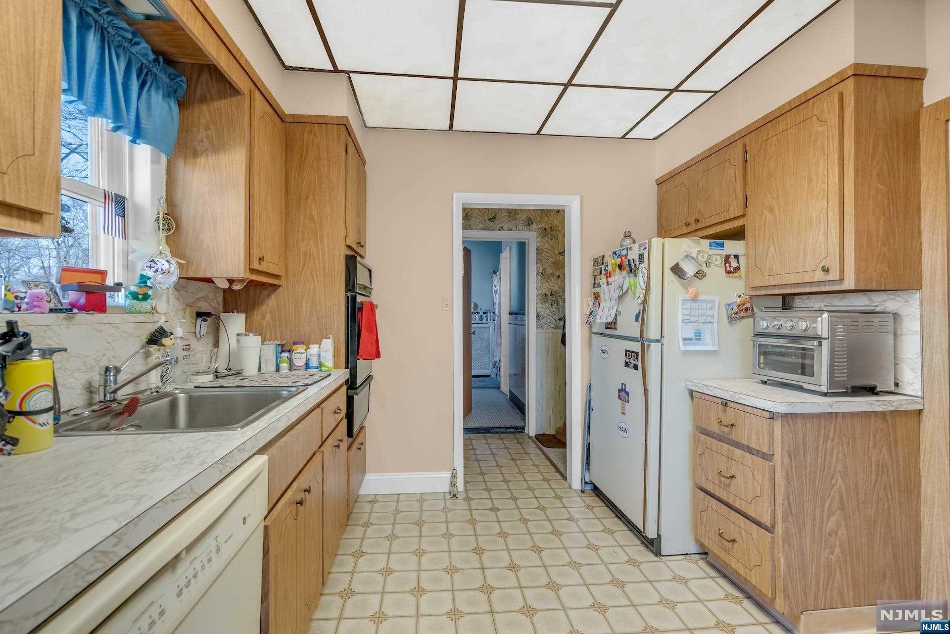 119 Hardenburgh Avenue