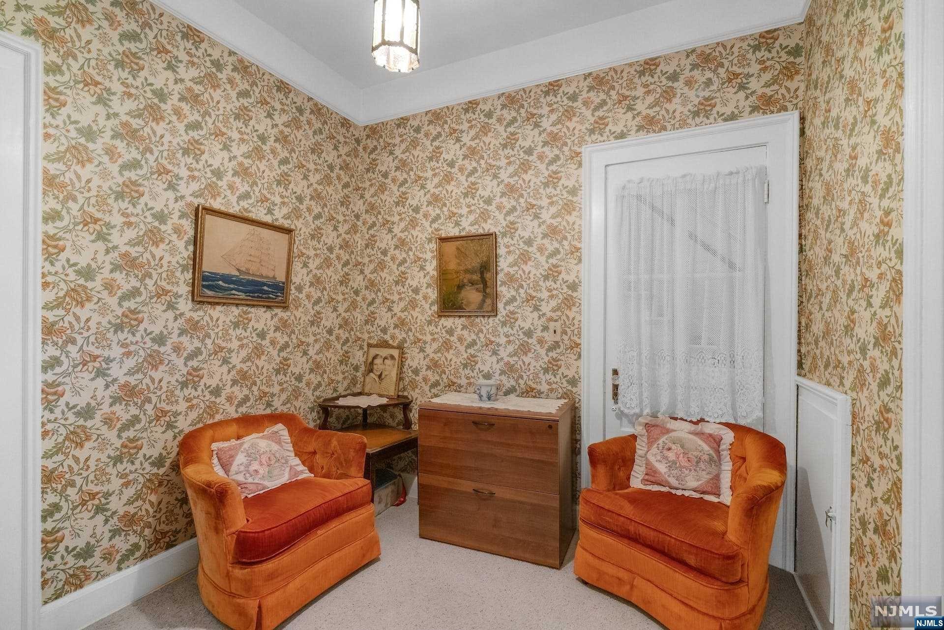 119 Hardenburgh Avenue