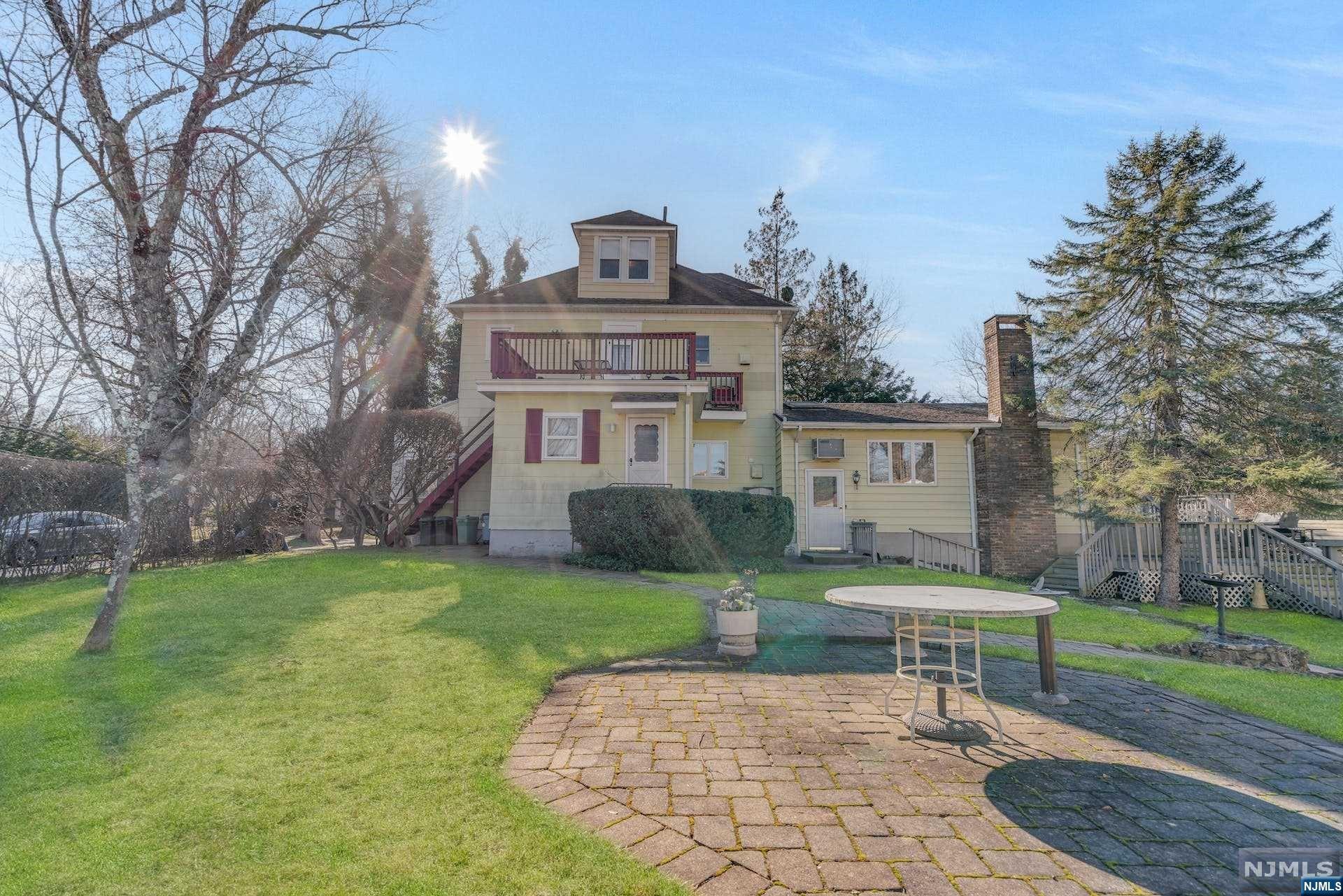 119 Hardenburgh Avenue