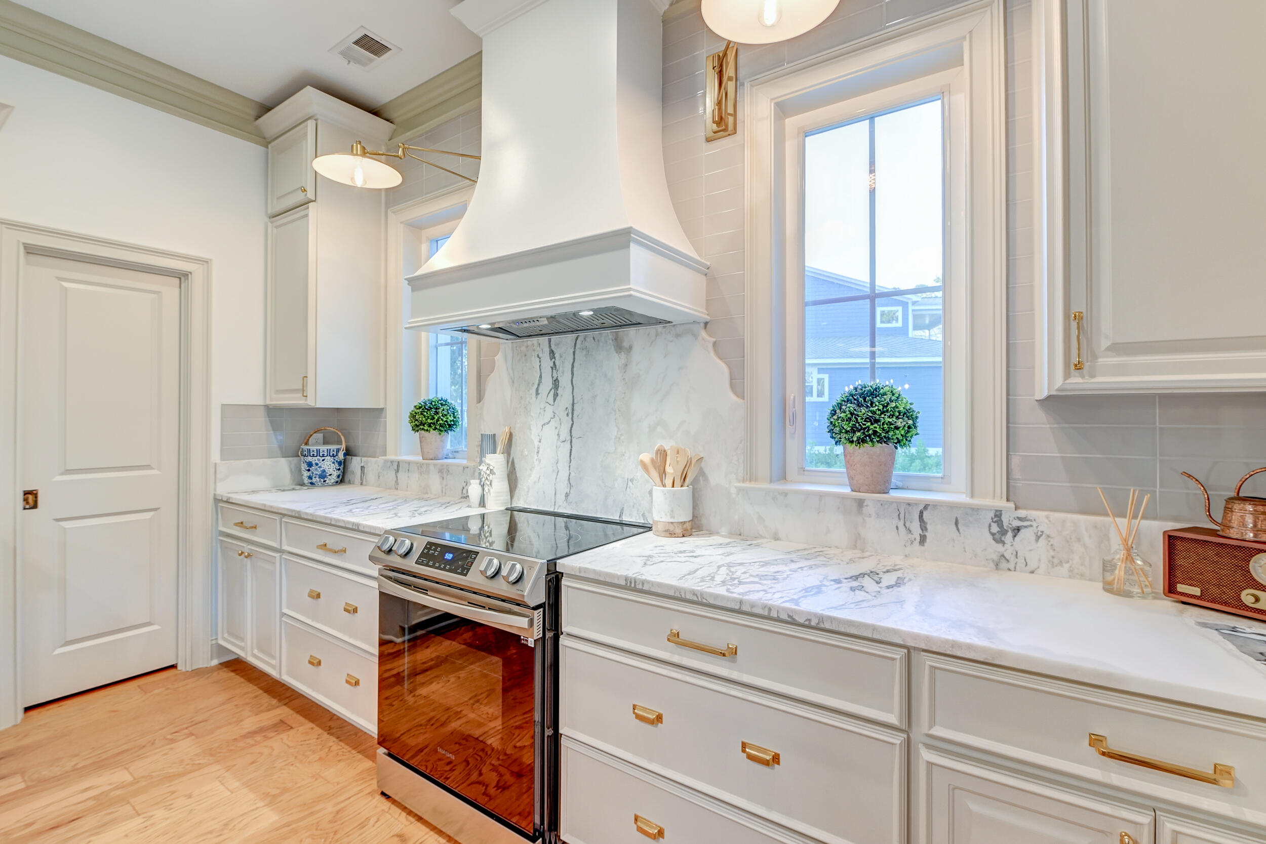 3012 Intracoastal View Drive