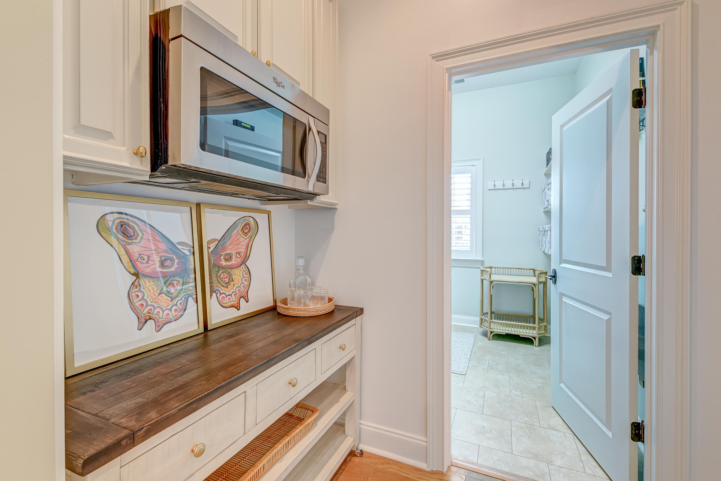 3012 Intracoastal View Drive