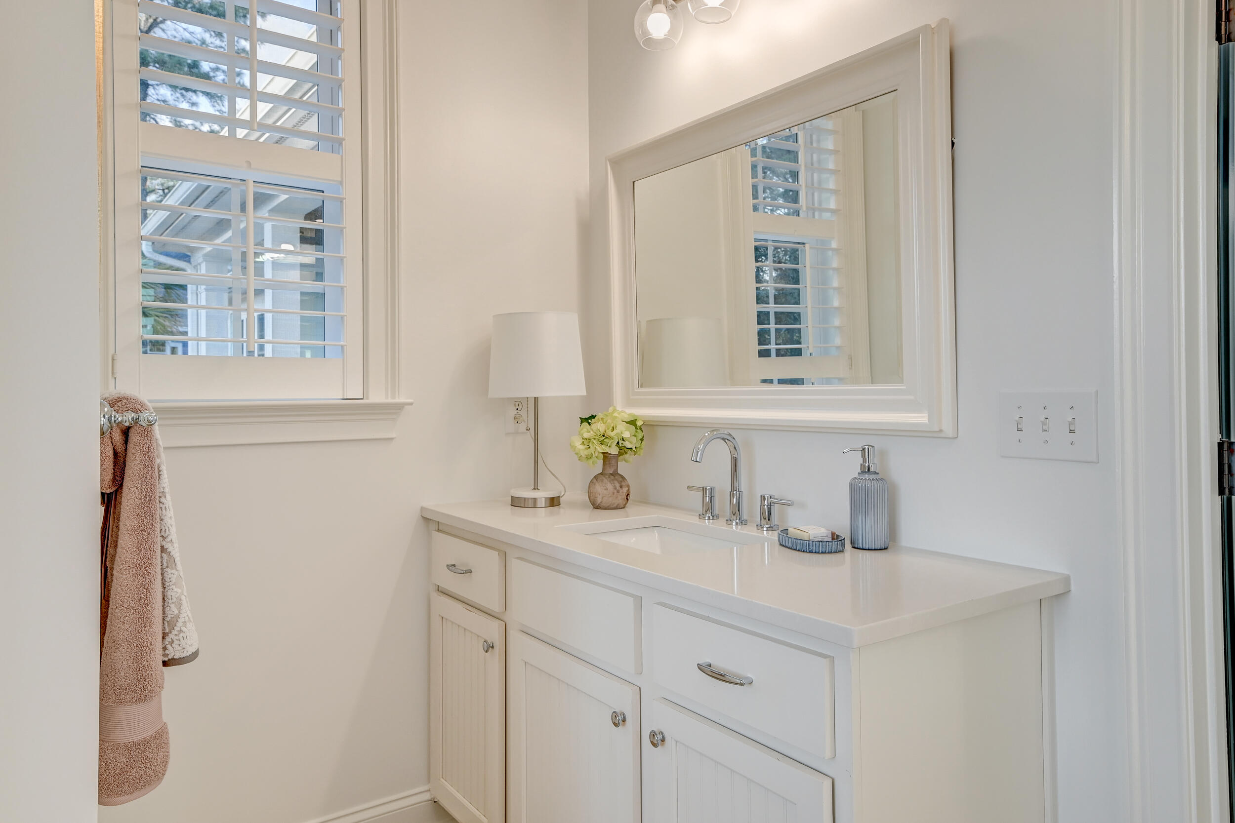 3012 Intracoastal View Drive