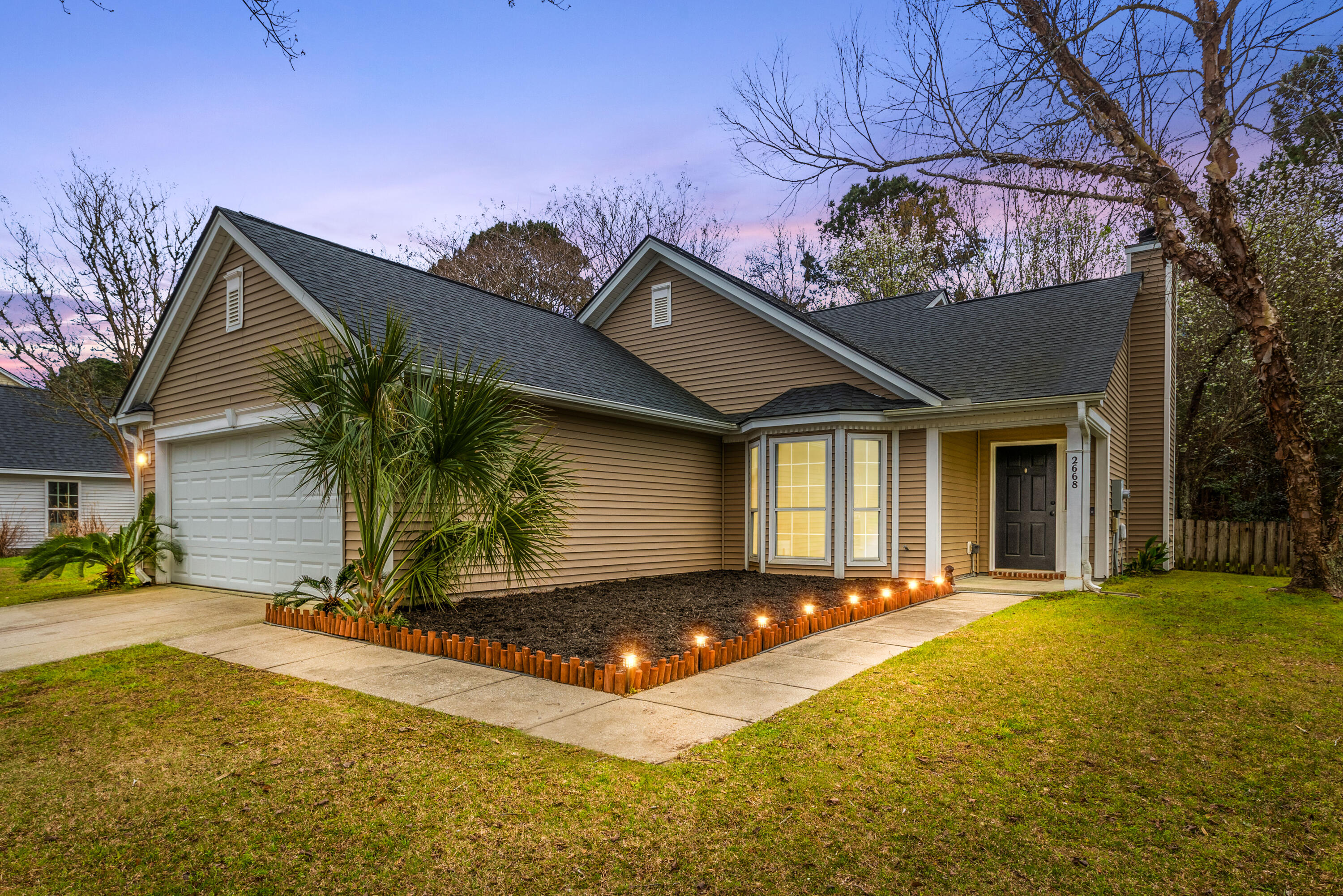 2668 Palmetto Hall Boulevard
