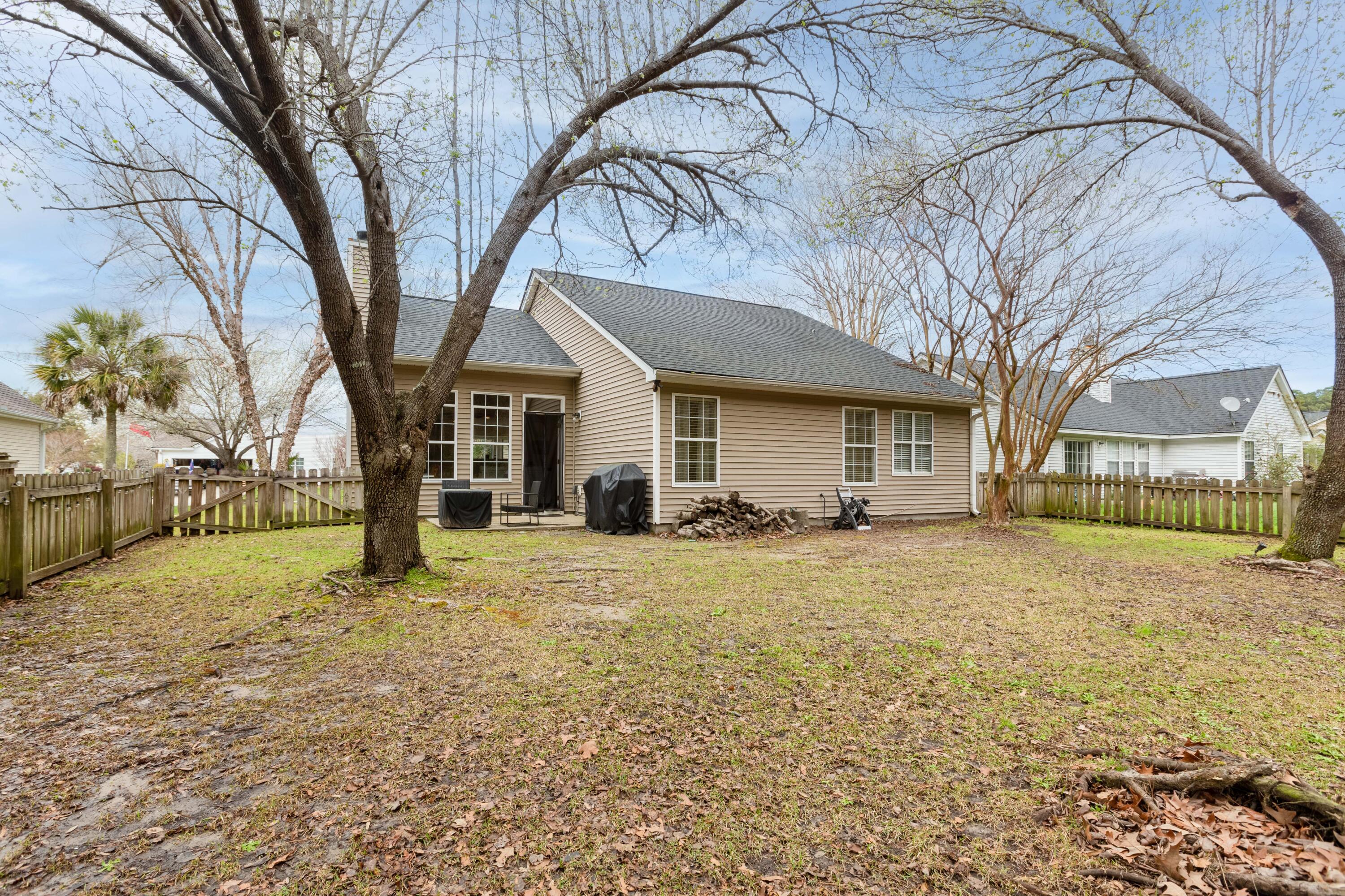 2668 Palmetto Hall Boulevard