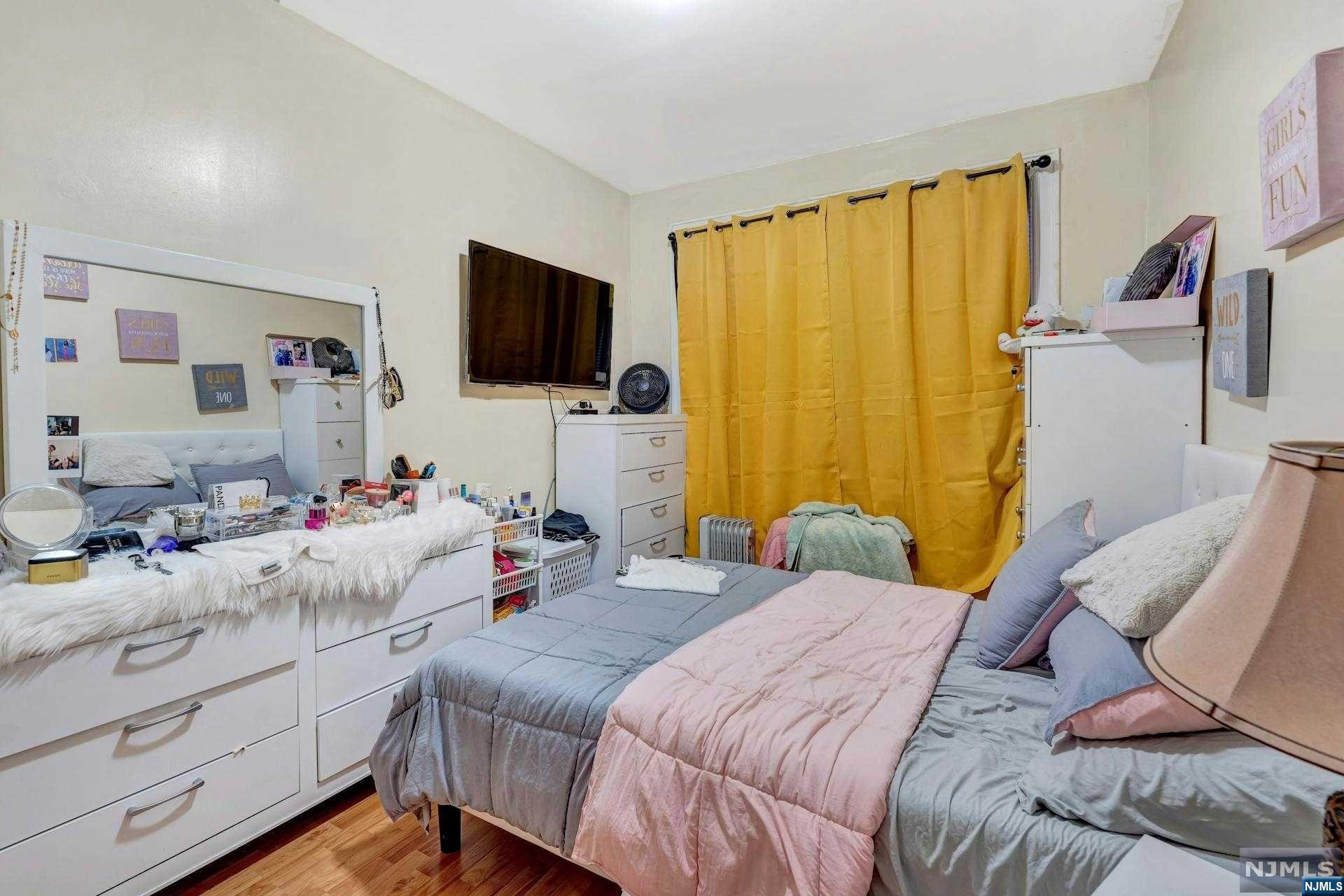 37 64th Street