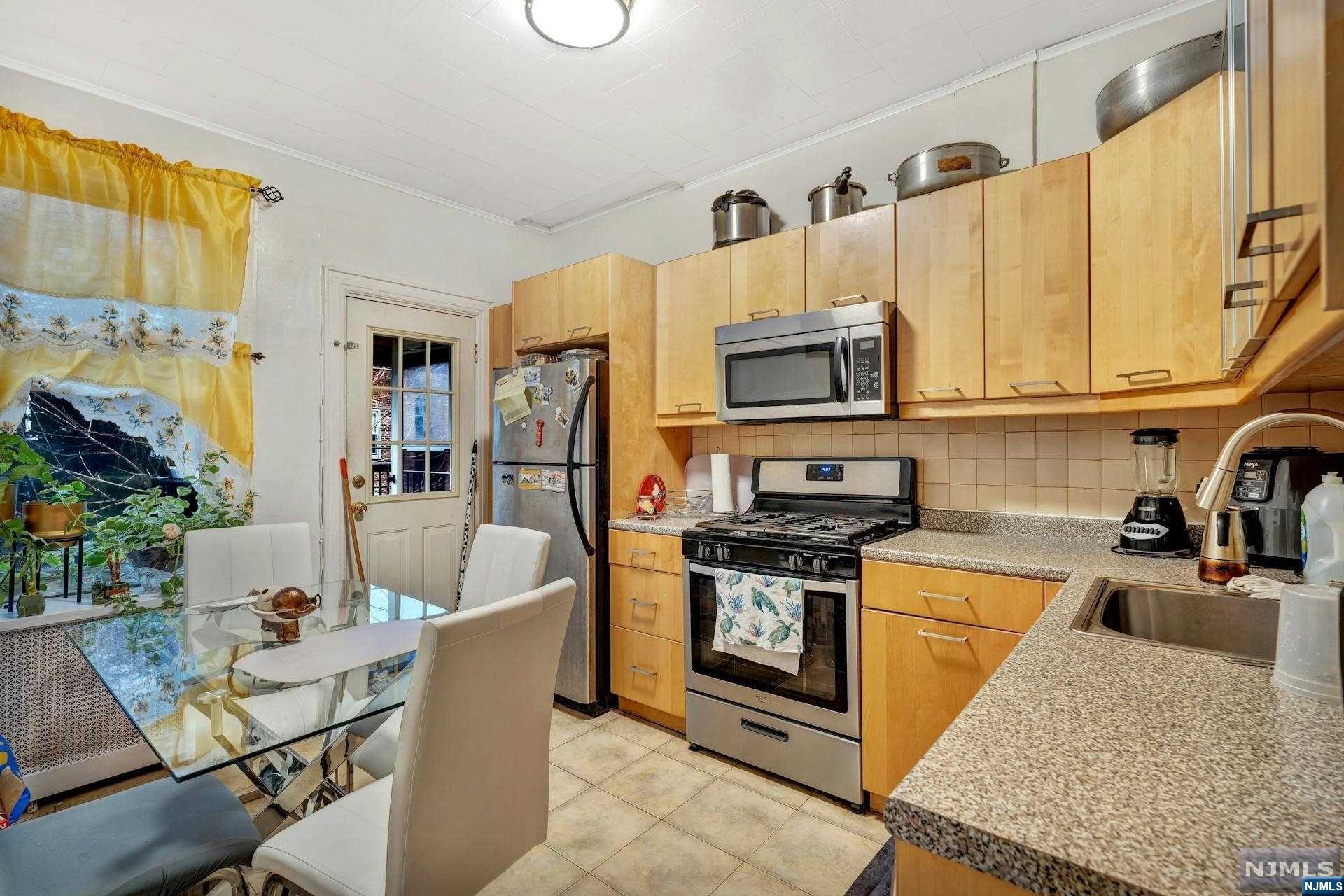 37 64th Street