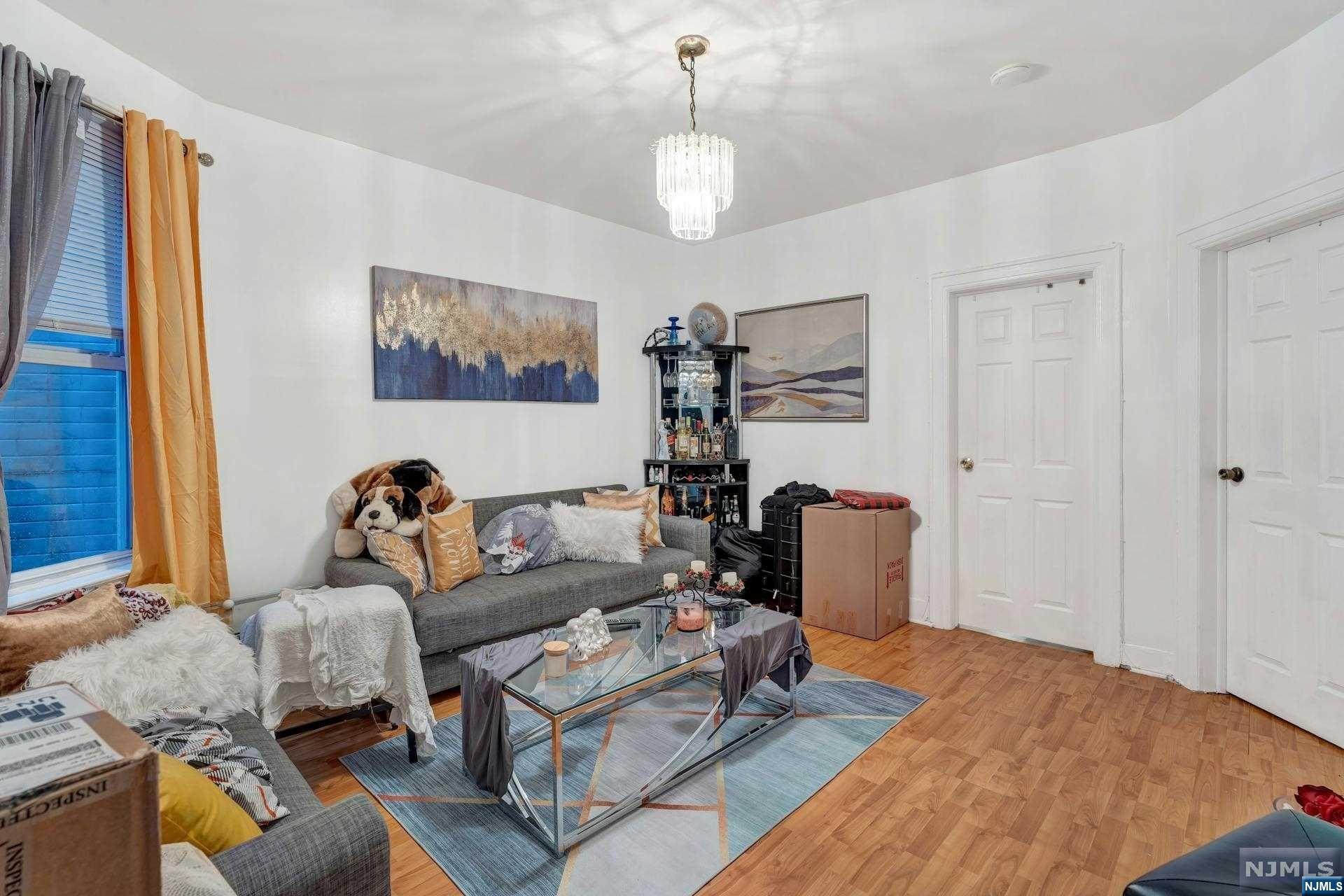 37 64th Street