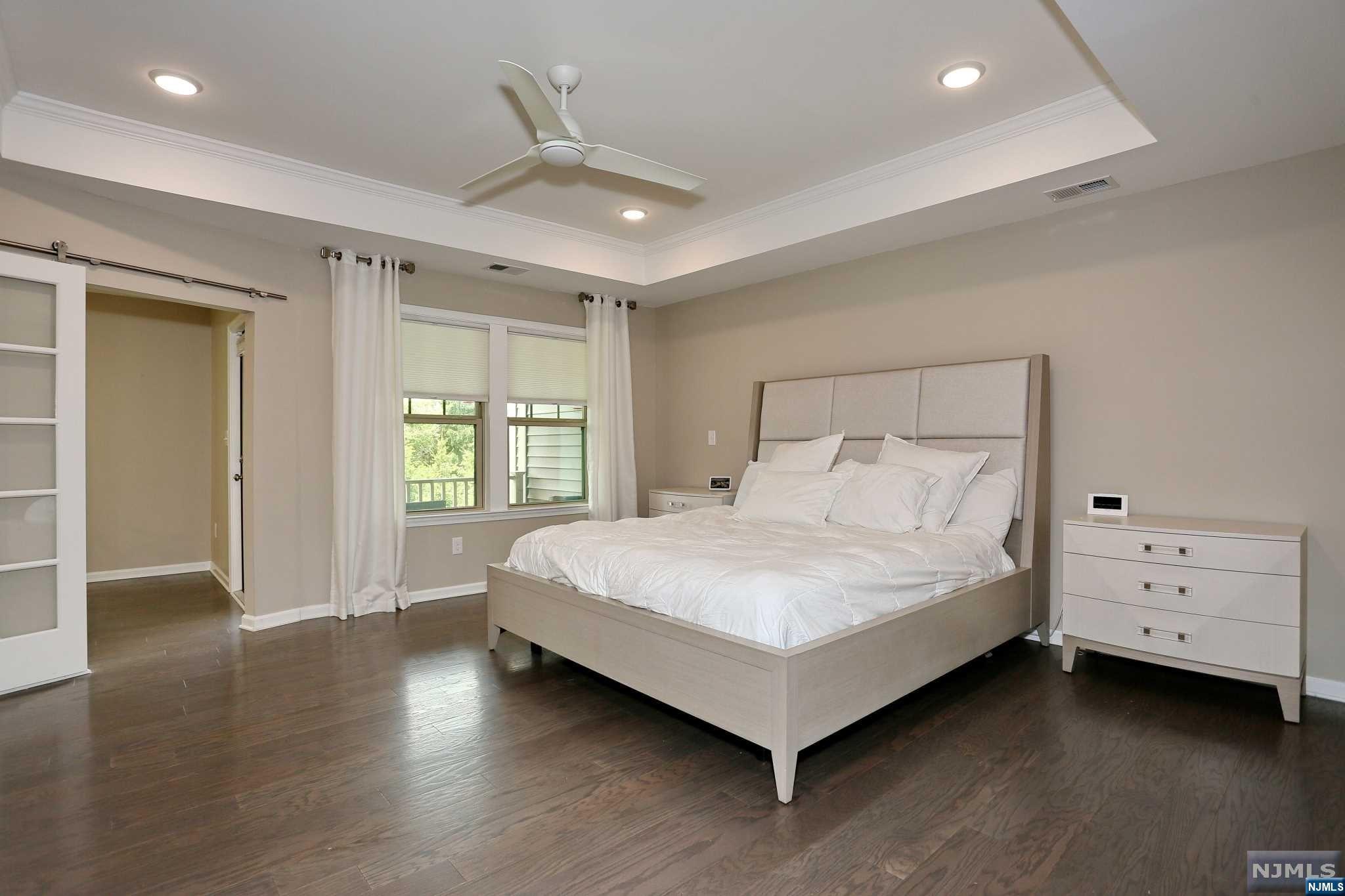 10 Marilyn Drive