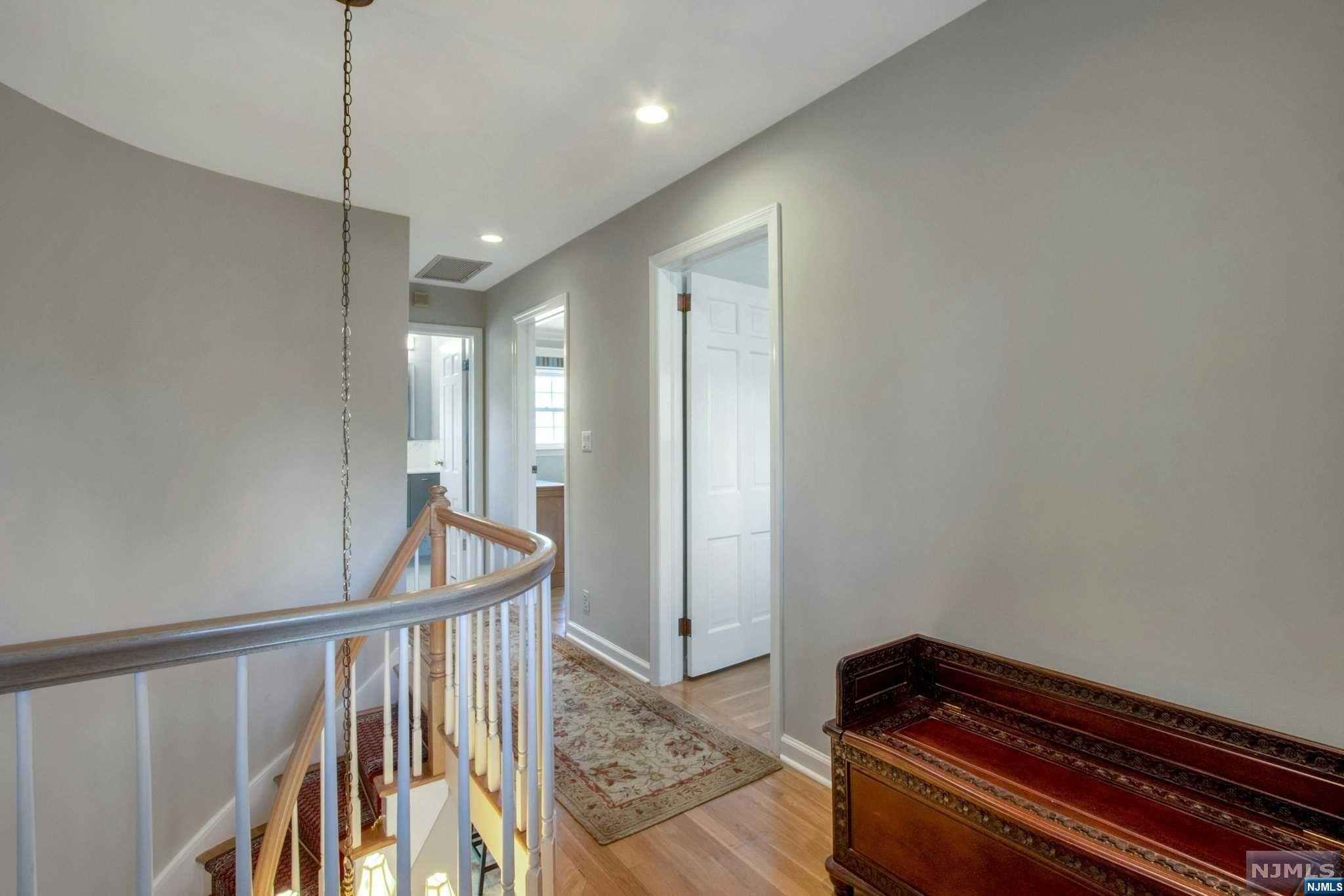 293 Rivervale Road