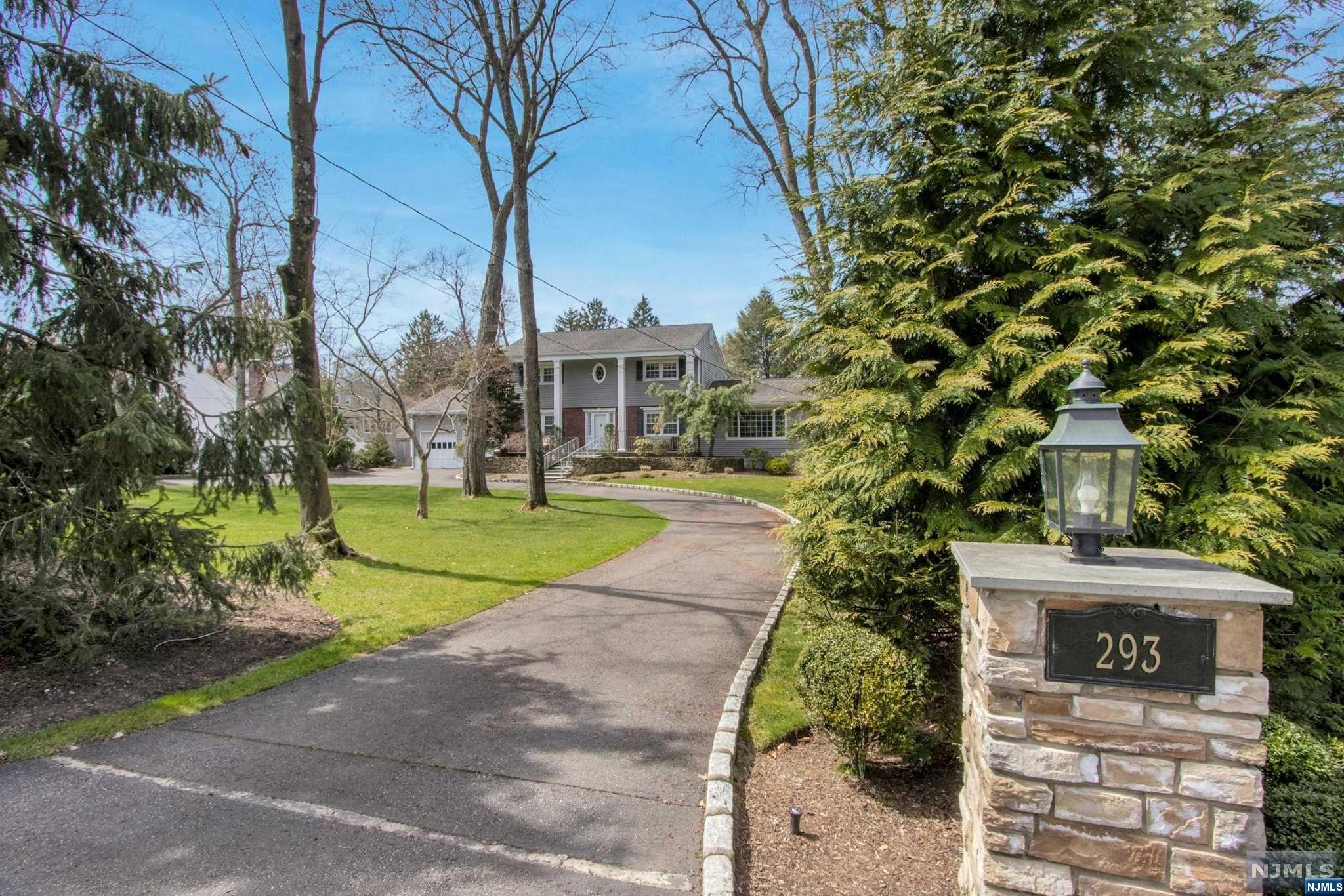 293 Rivervale Road