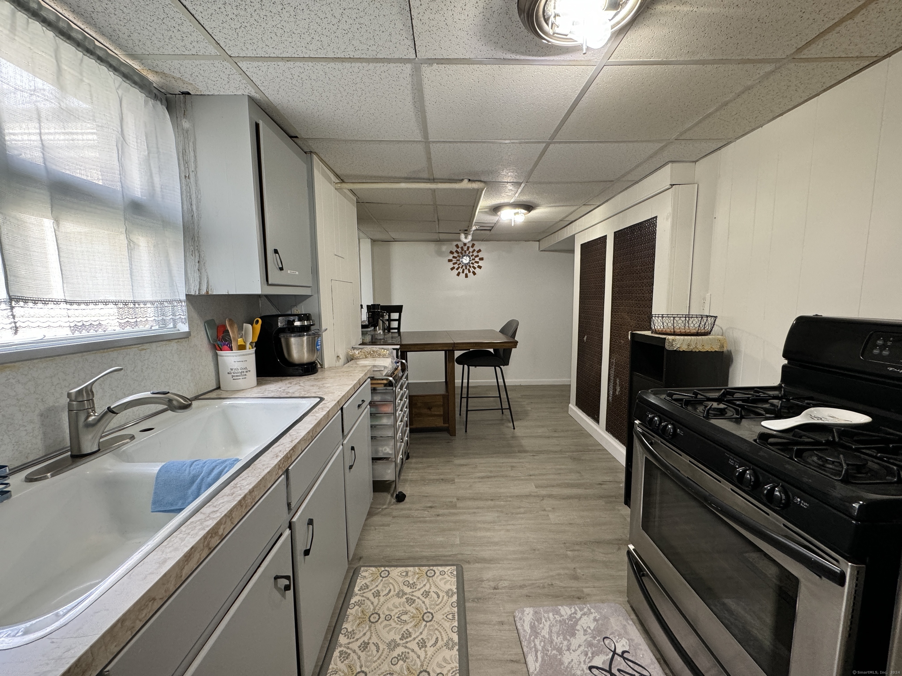 80 Overlook Avenue