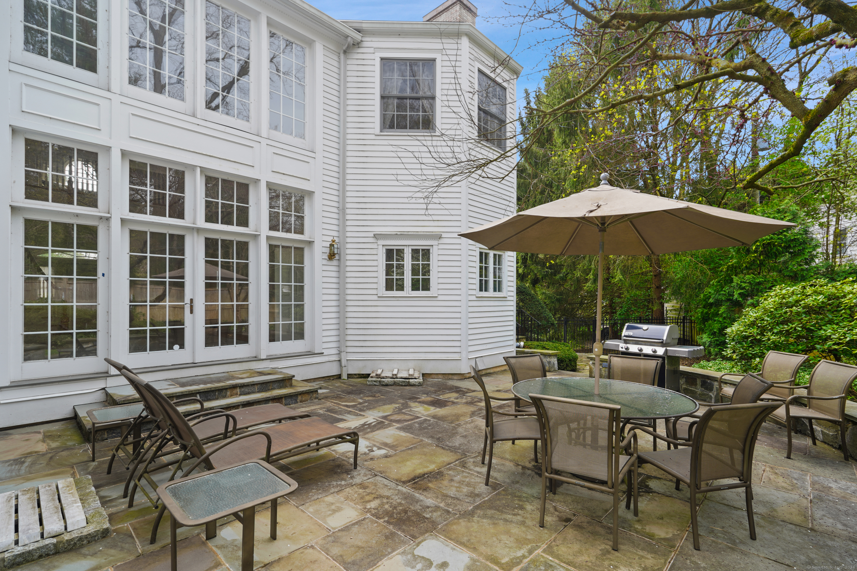 34 Edgewood Drive