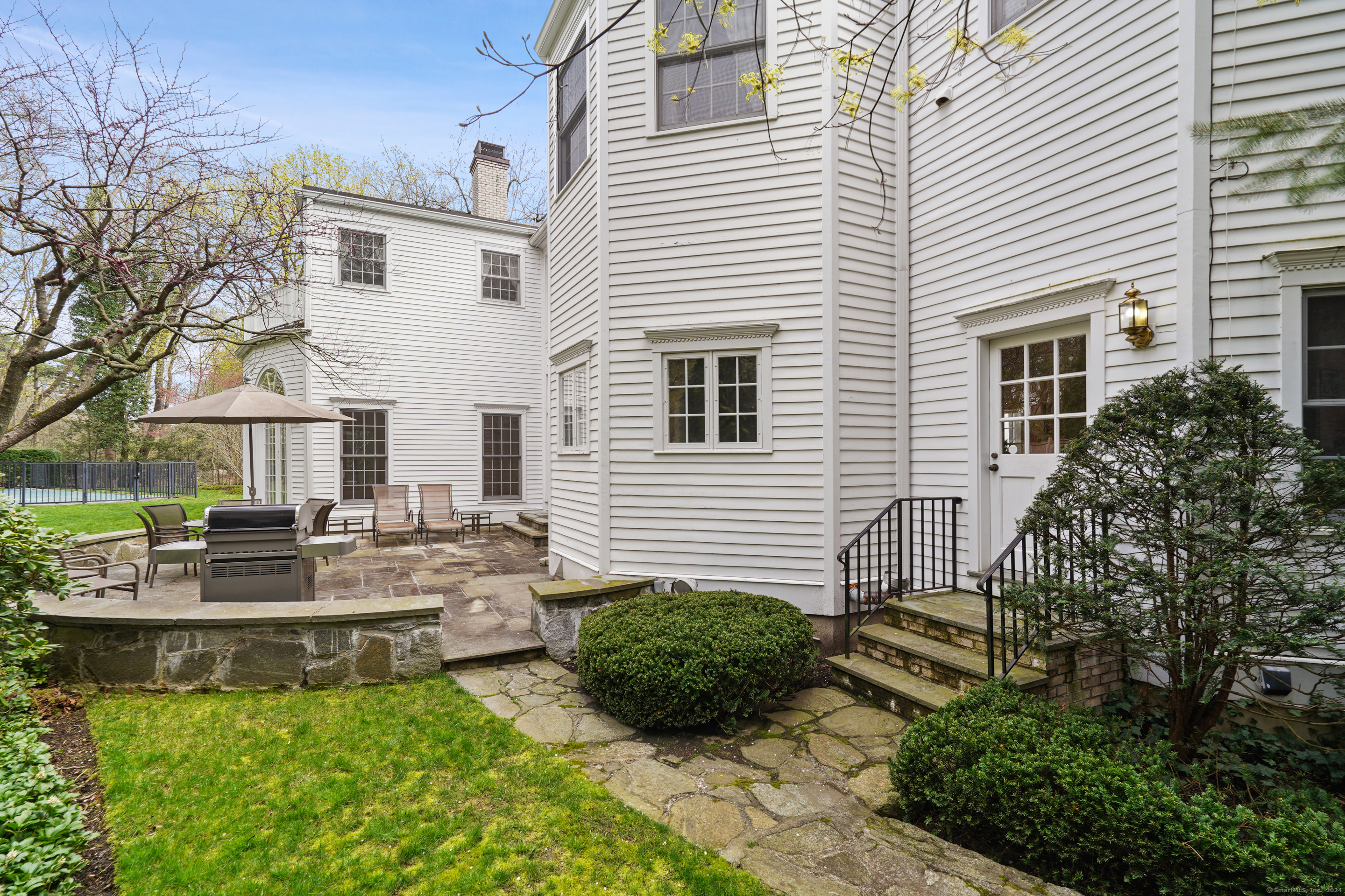 34 Edgewood Drive
