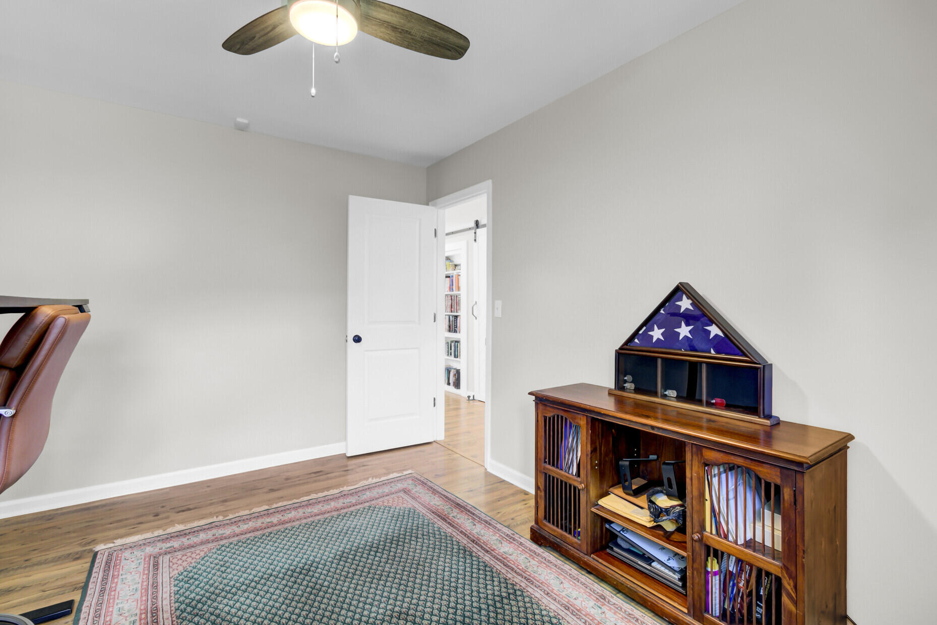 1231 Llewellyn Road