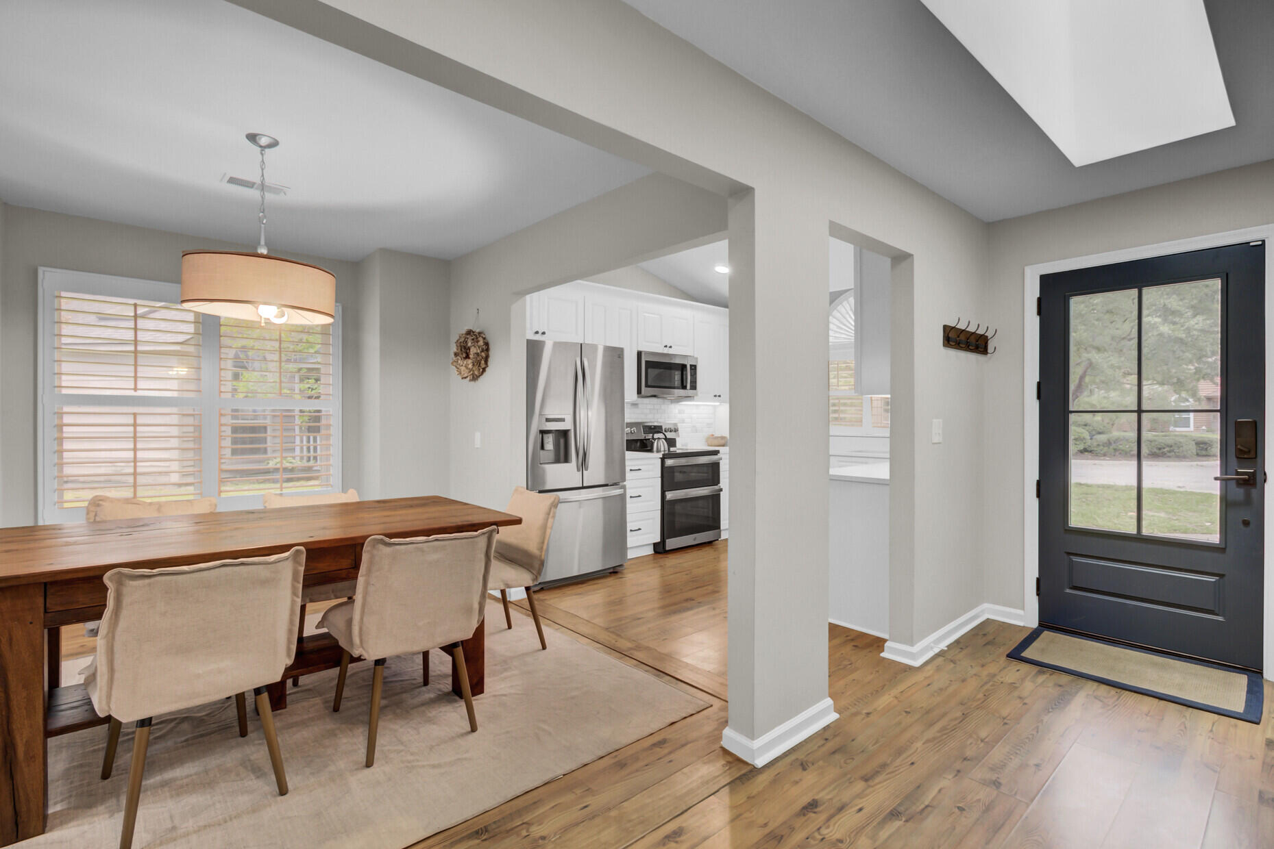 1231 Llewellyn Road