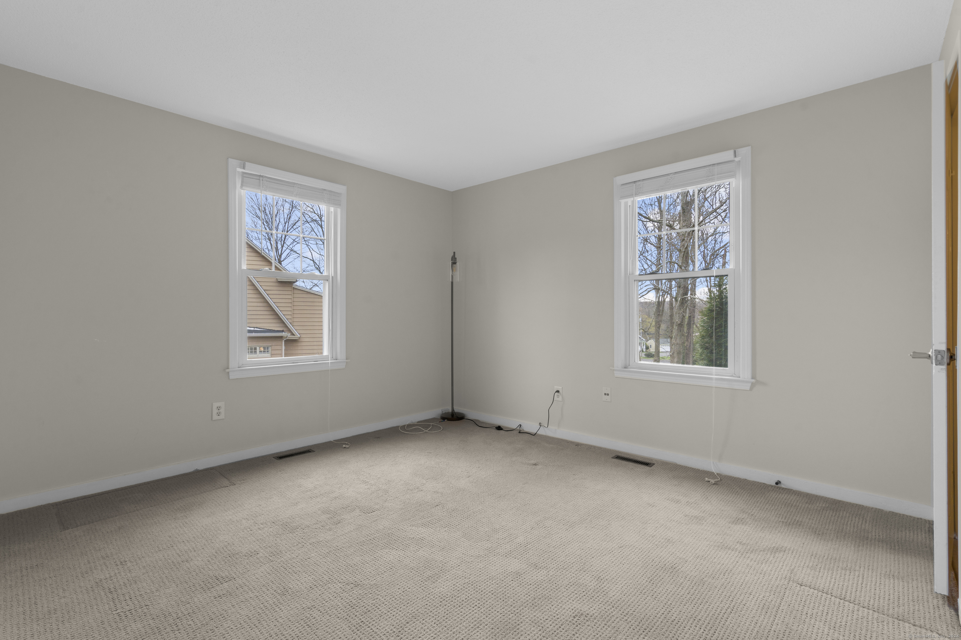 240 Kenwood Avenue 1