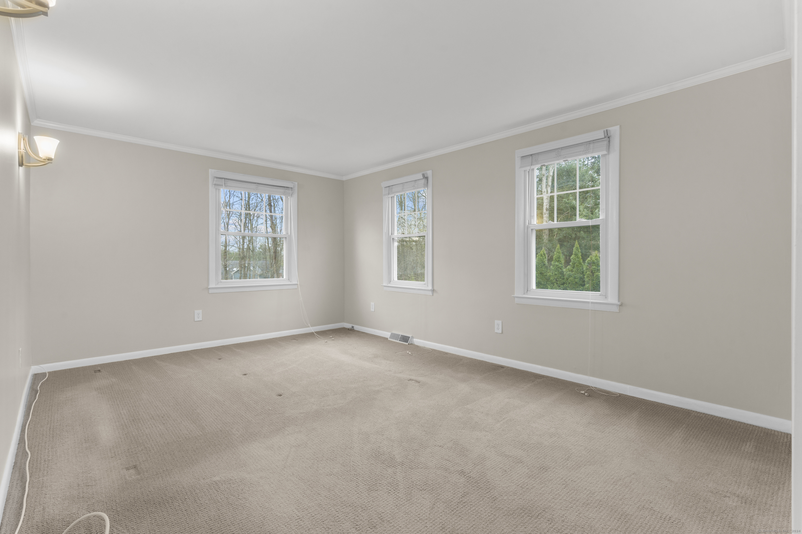 240 Kenwood Avenue 1