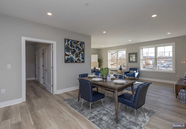 455 Livingston Street 211