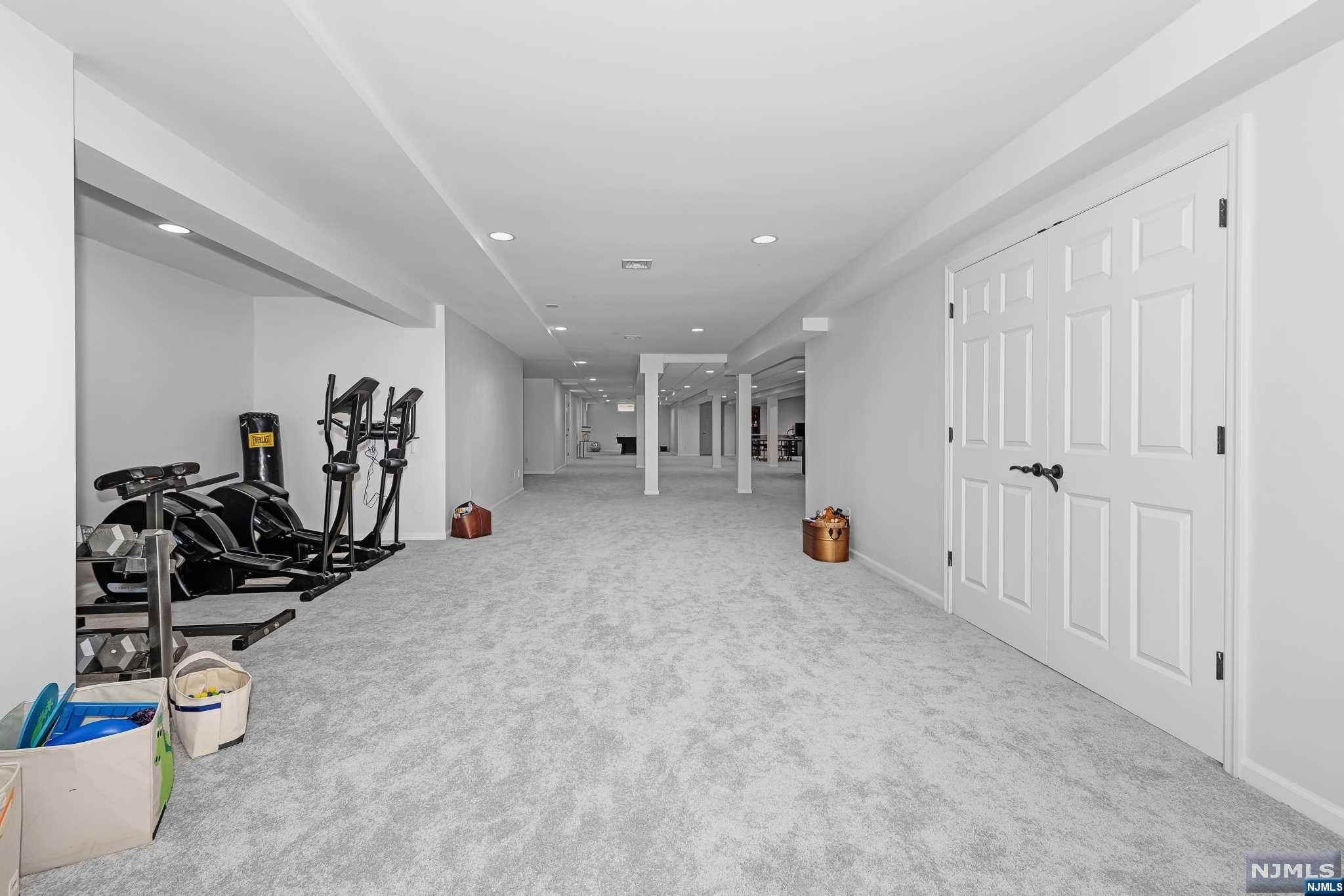 10 Hoverman Road