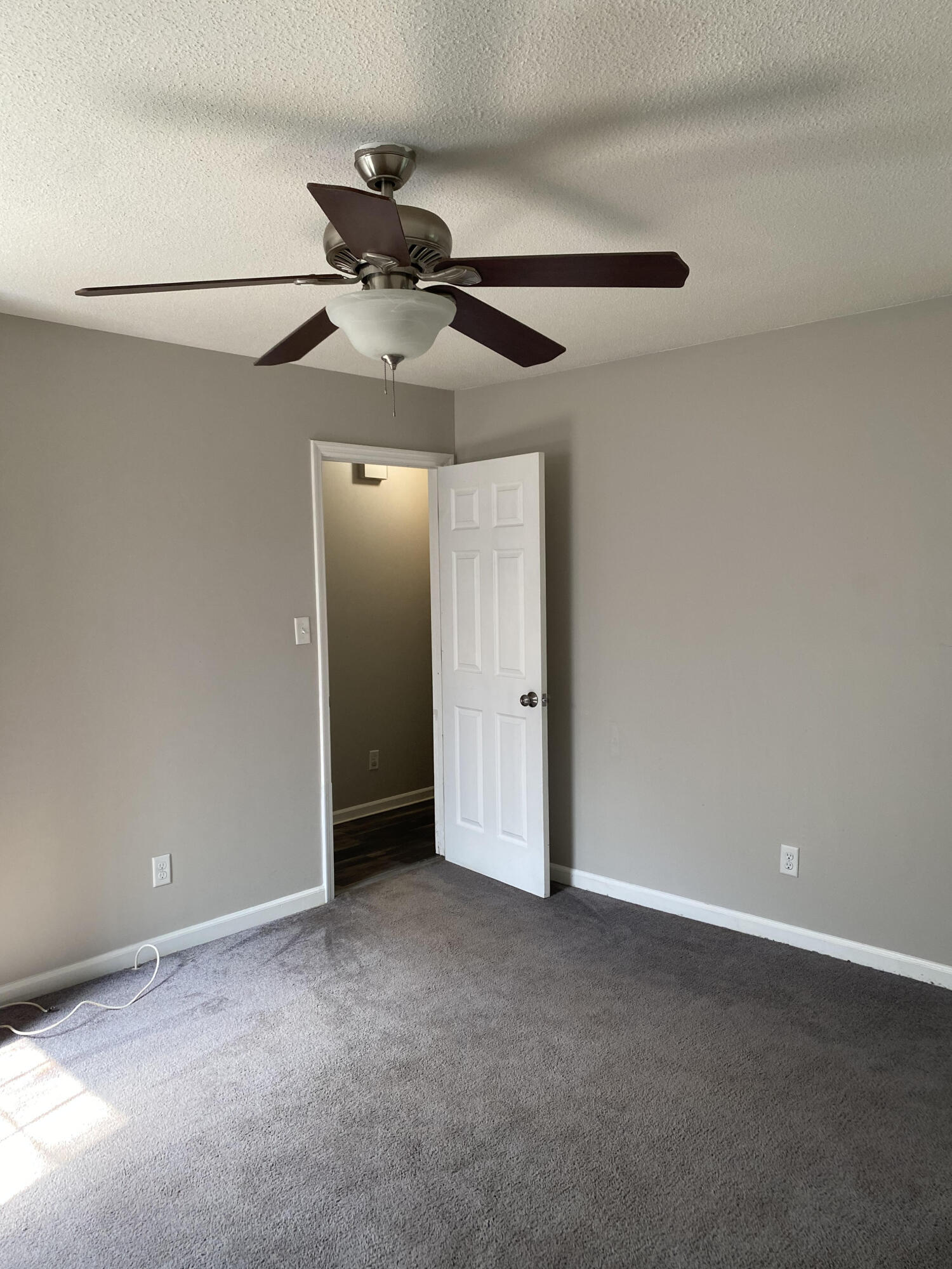 207 Crestwood Drive
