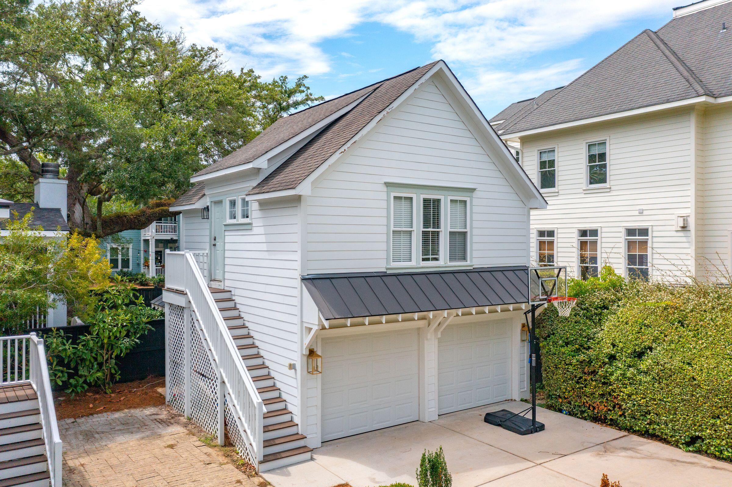 1261 Blakeway Street