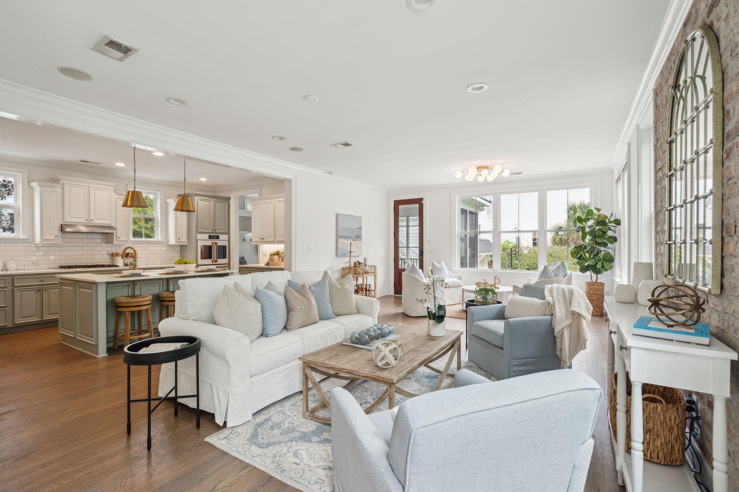 1261 Blakeway Street