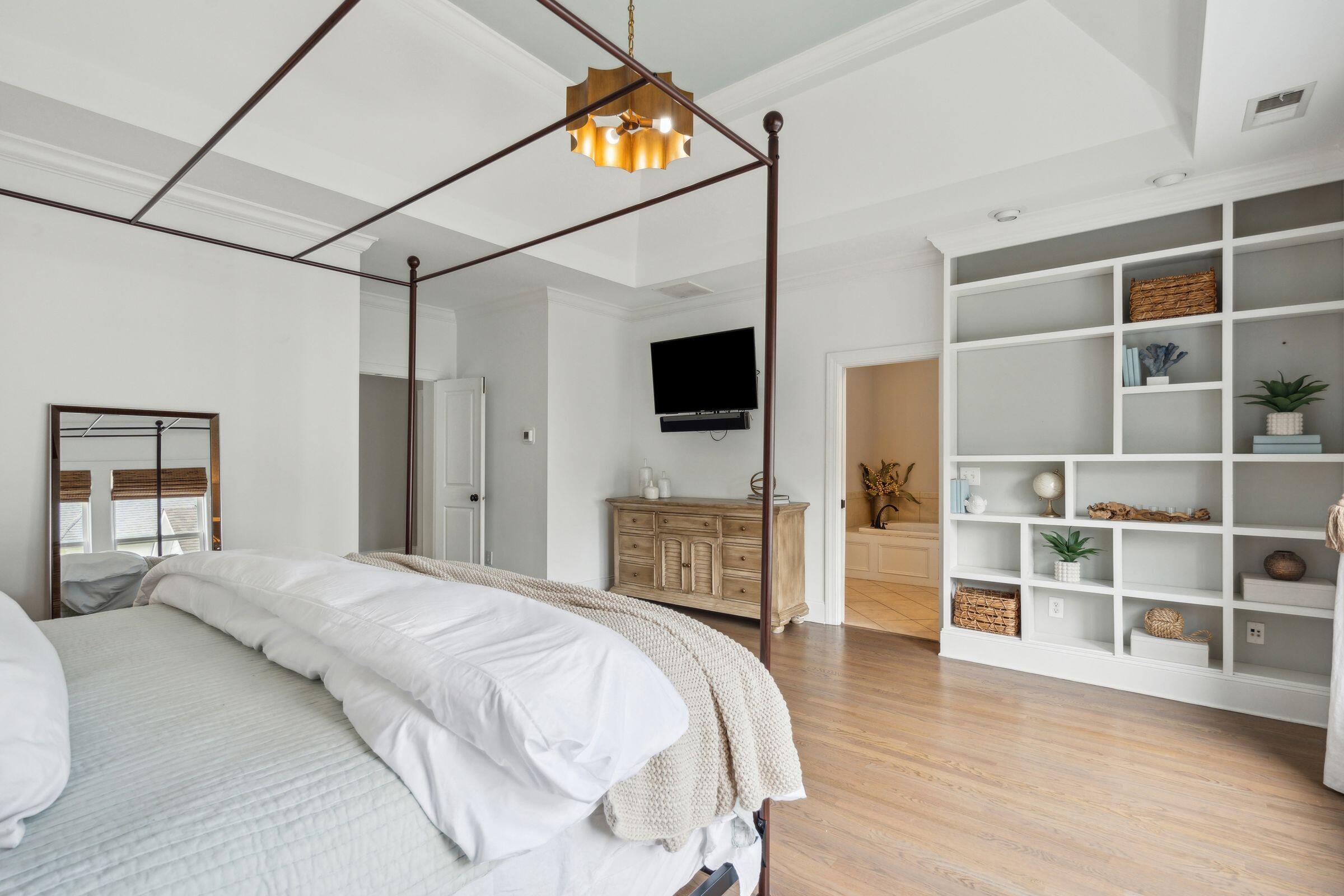 1261 Blakeway Street