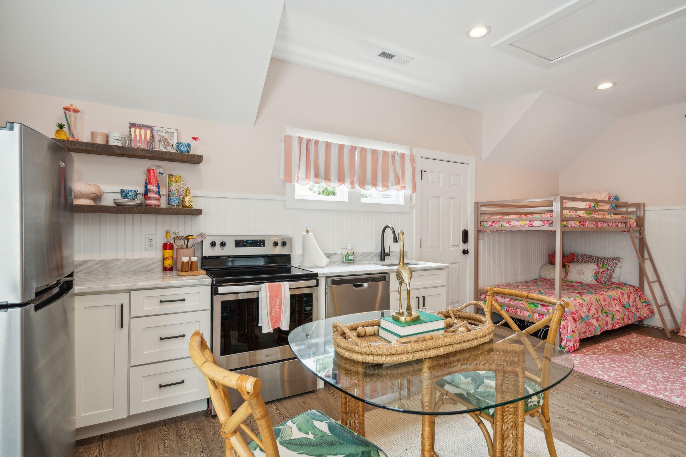 1261 Blakeway Street