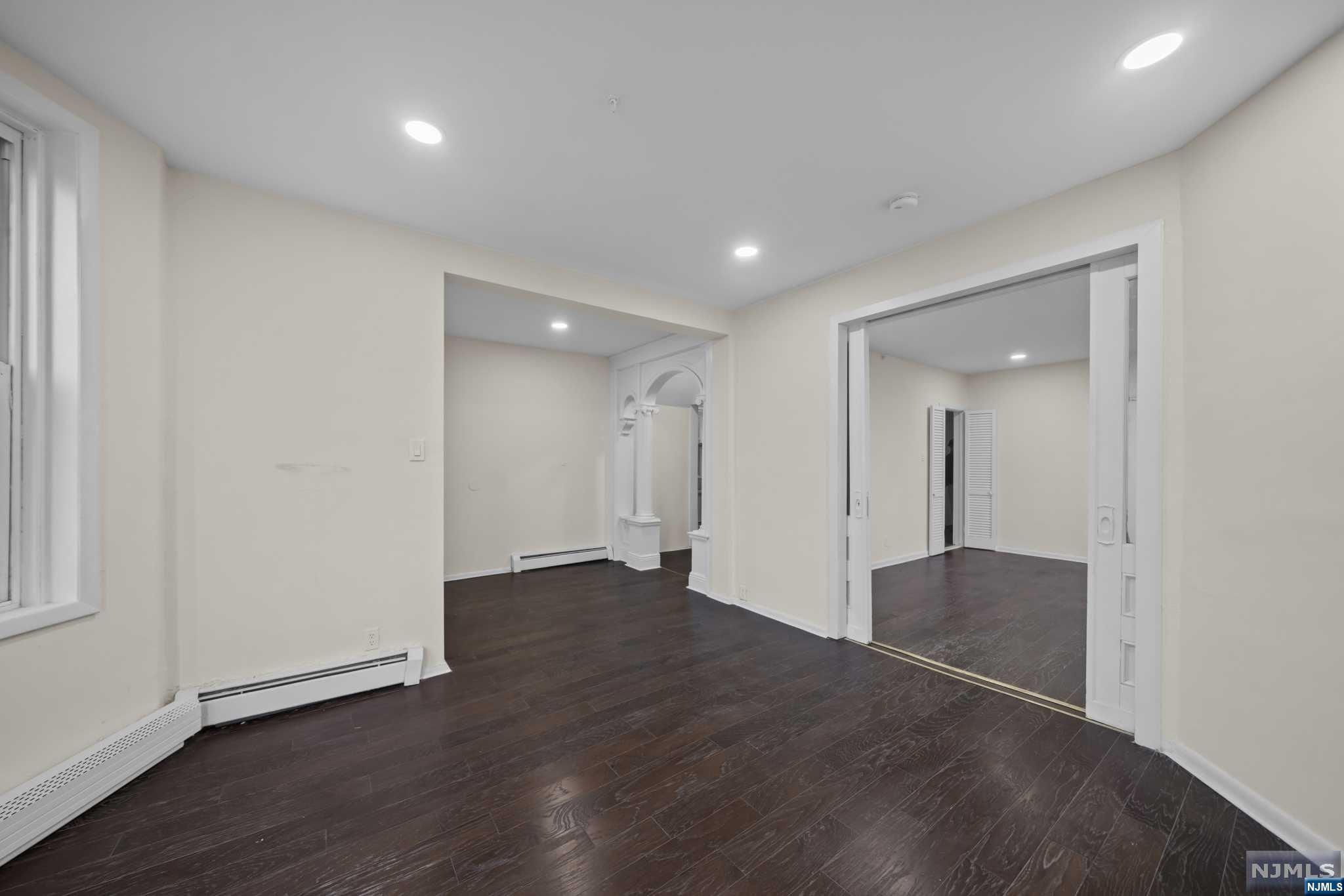 3311 Pleasant Avenue 1