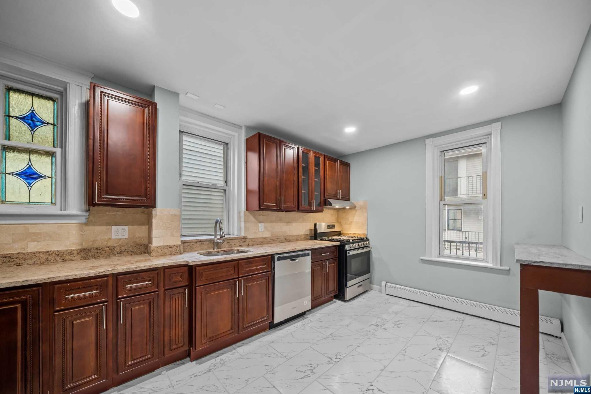 3311 Pleasant Avenue 2
