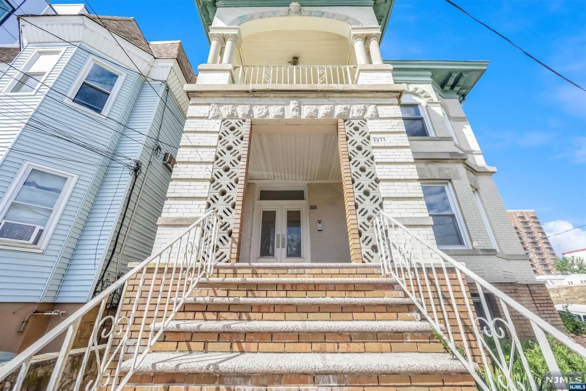 3311 Pleasant Avenue 3